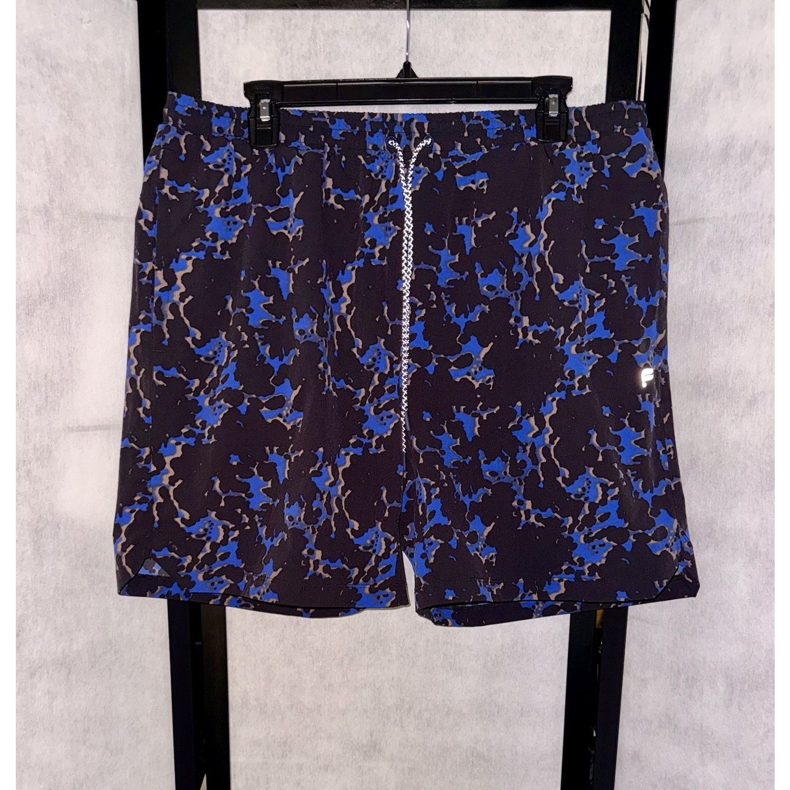 Fabletics Fabletics The Swim Trunk Blue 5” Inseam Men’s Size M Size US 32 / EU 48 - 6 Thumbnail