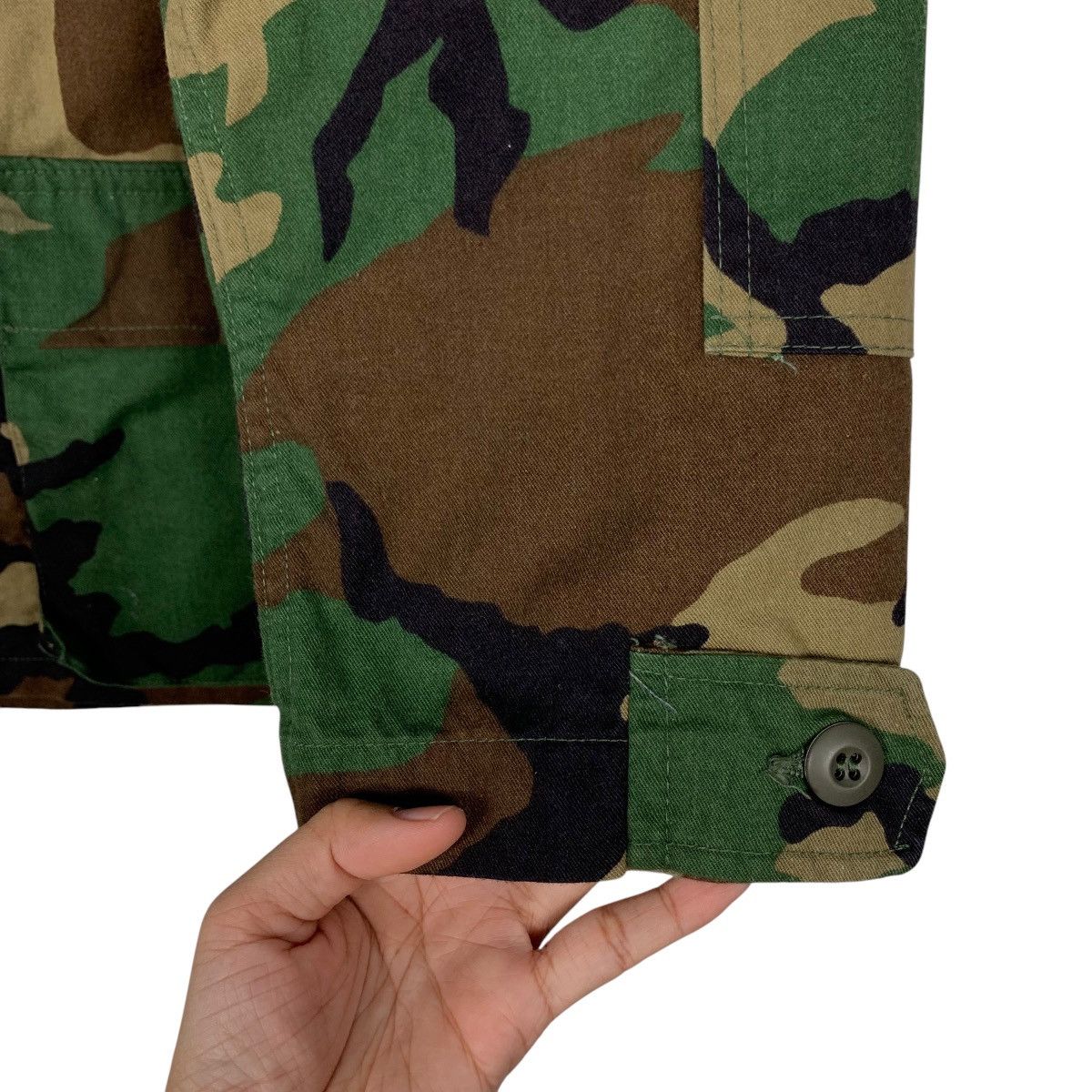 Vintage Vintage U.S ARMY Green Camo Combat Jacket #2591-C117 Size US S / EU 44-46 / 1 - 14 Thumbnail