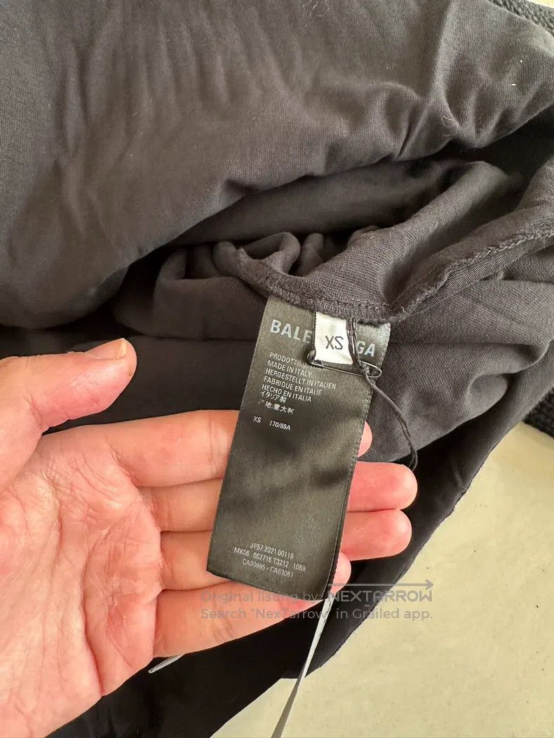 Balenciaga Balenciaga Distressed Hooded Sweatshirt Size US XS / EU 42 / 0 - 6 Thumbnail