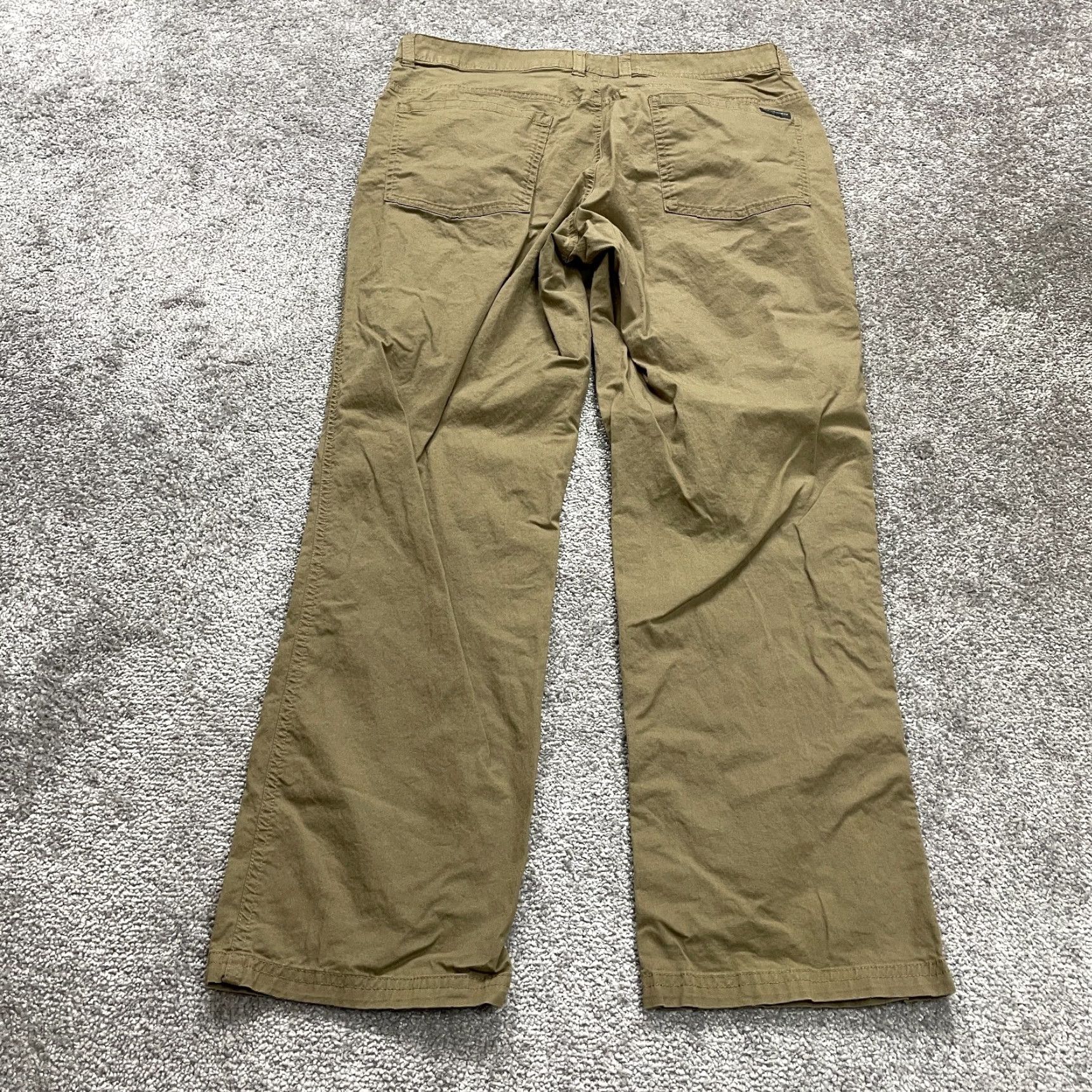 Vintage VINTAGE Columbia Men's Chino Pants 34x29 Regular Fit Straight Leg Brown Cotton Casual Size US 32 / EU 48 - 2 Thumbnail