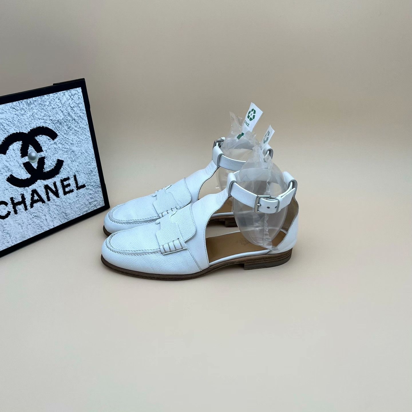 Hermes Hermes Sandals us_7 Women Size US 7 / IT 37 - 1 Thumbnail