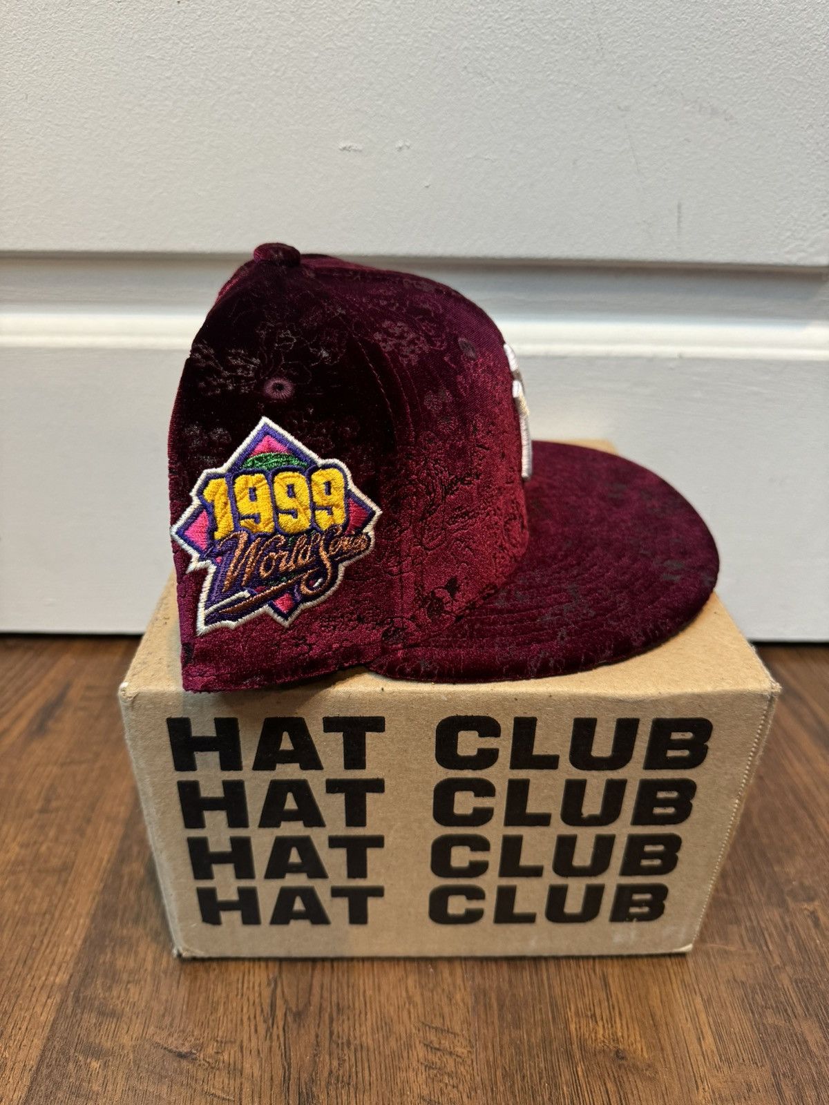 Hat Club × MLB × New Era 7 1/8 Yankees Sakura 2.0 Hat Club