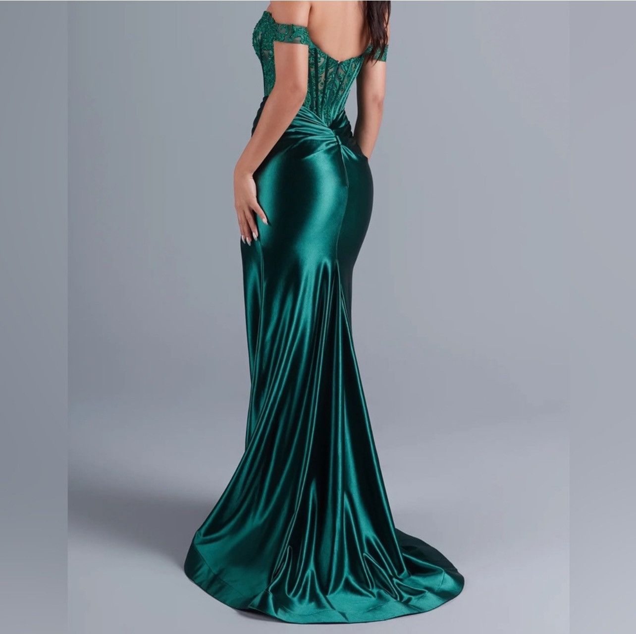 Other Emerald Green off the shoulder dress Size S / US 4 / IT 40 - 2 Thumbnail