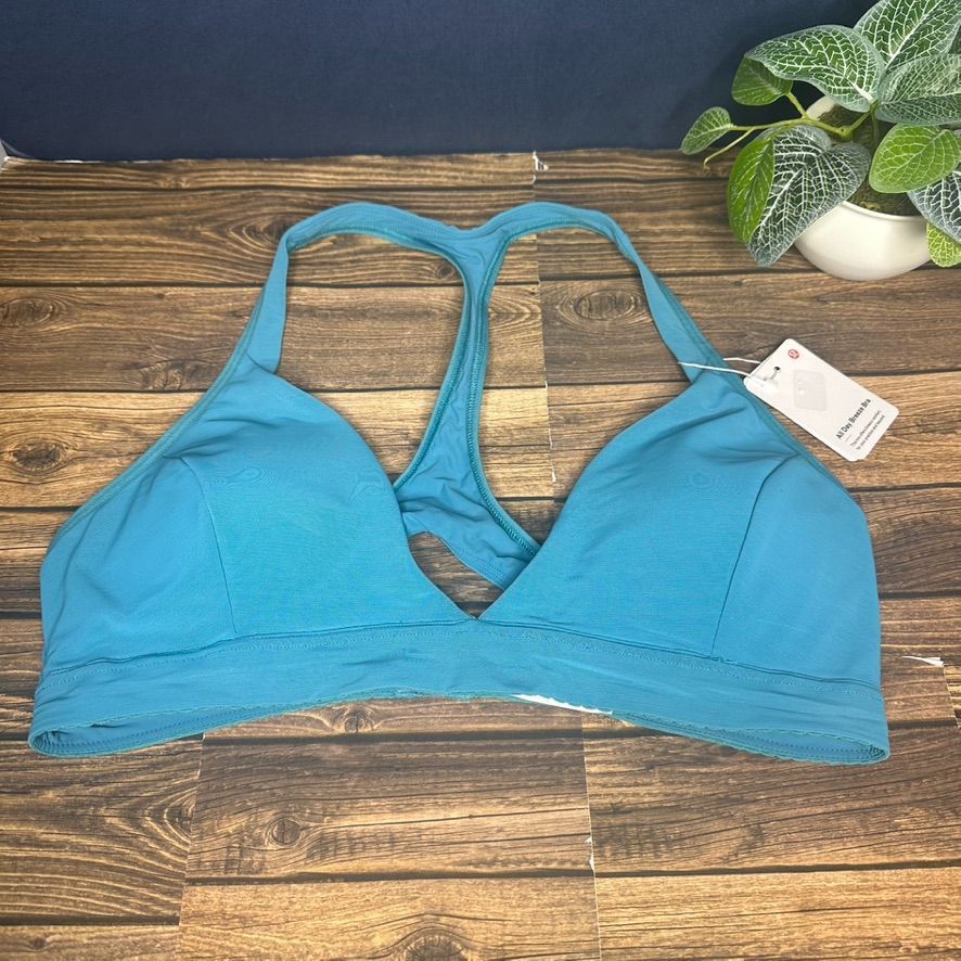 Lululemon All Day Breeze bra (size 8) NWT