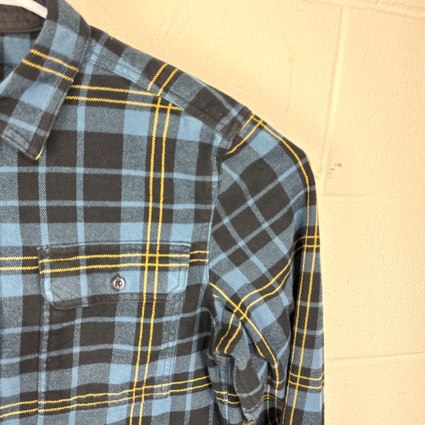 The North Face The North Face Mens Shirt Medium Blue Plaid Flannel Hiking Camping Outdoors Work Shirt Size US M / EU 48-50 / 2 - 5 Thumbnail
