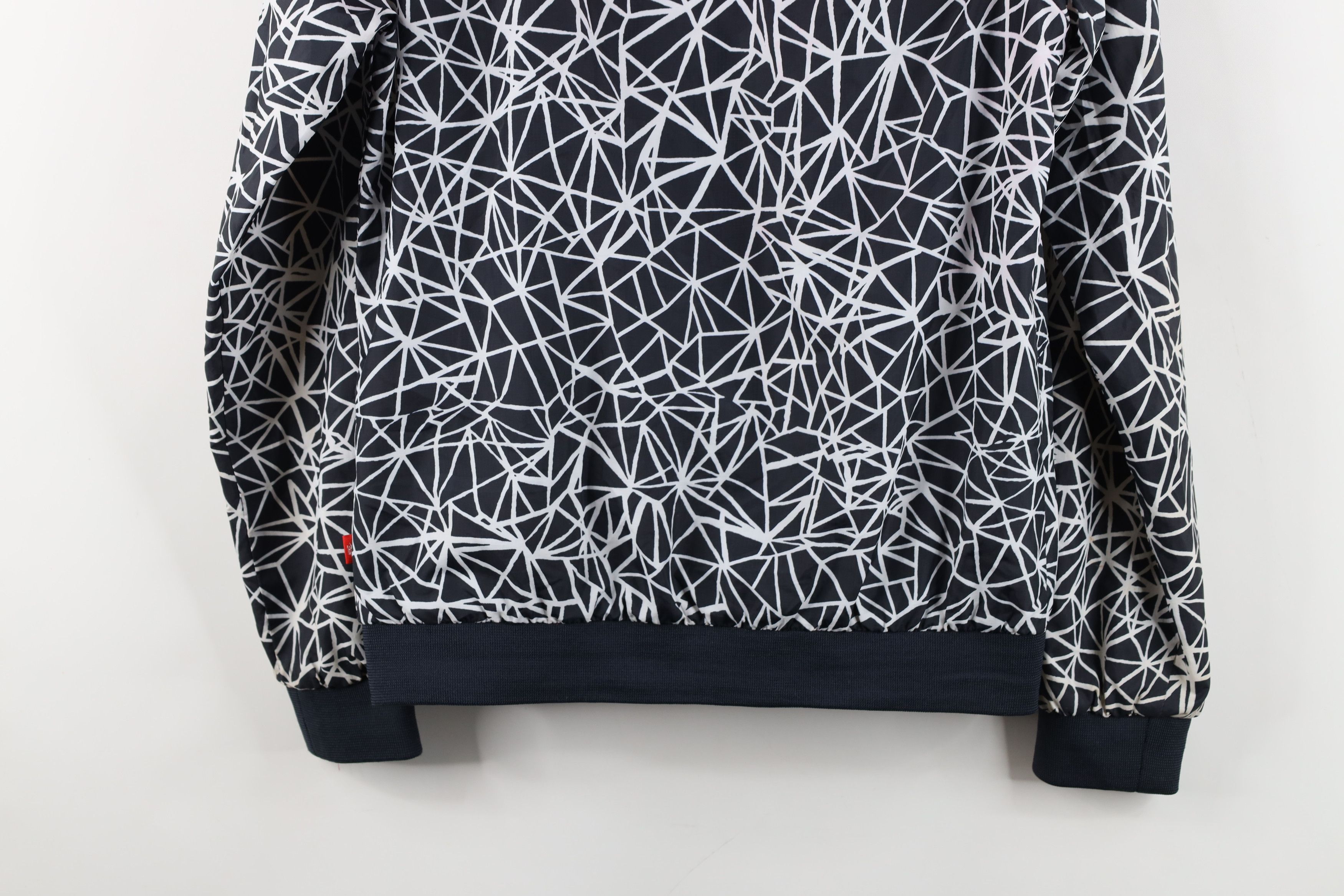 Nike Vintage Nike Geometric Hooded Windrunner Windbreaker Jacket Size M / US 6-8 / IT 42-44 - 16 Thumbnail