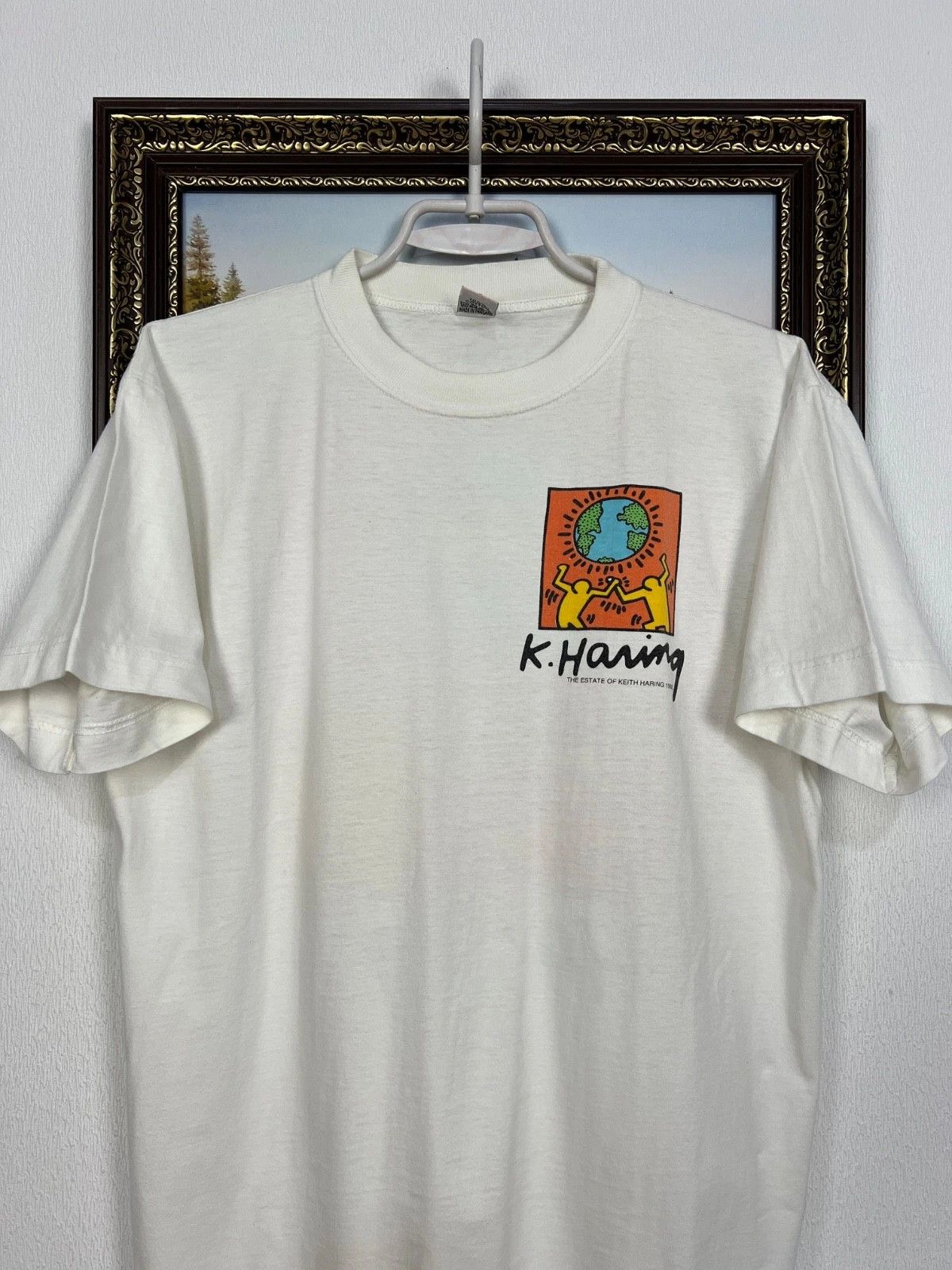 Vintage Vintage 90's Keith Haring Earth Day Estate White Shirt Tee Size US M / EU 48-50 / 2 - 4 Thumbnail