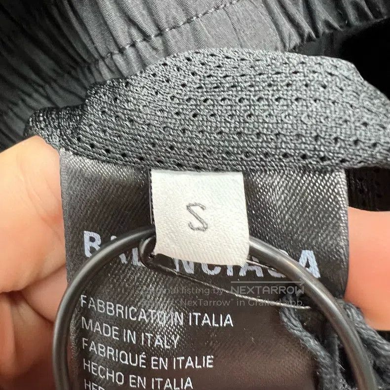 Balenciaga Balenciaga 3B Embroidered Patchwork Red and White School J Size US S / EU 44-46 / 1 - 4 Thumbnail