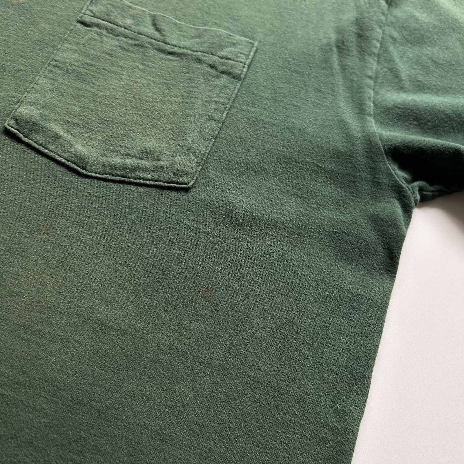Vintage Vintage Sun Faded Green Blank Pocket T-Shirt XL 90s BVD Rare Size US XL / EU 56 / 4 - 5 Thumbnail