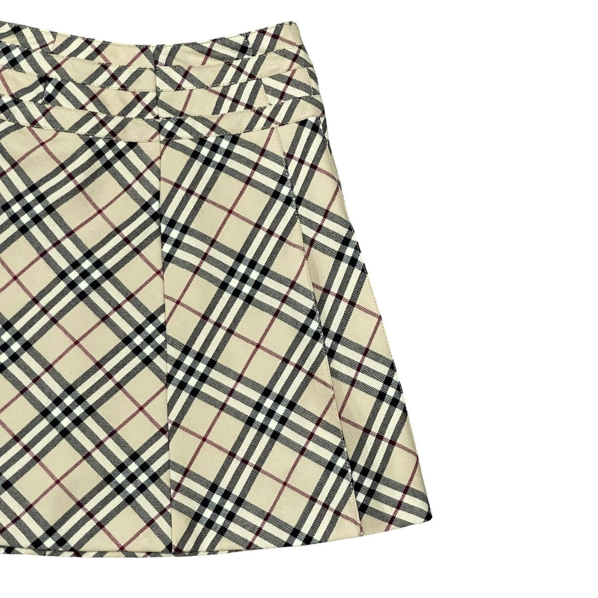Burberry Vintage Burberry Blue Label Nova Check Wool Pleated Skirt Size 25" / US 0 / IT 36 - 9 Thumbnail