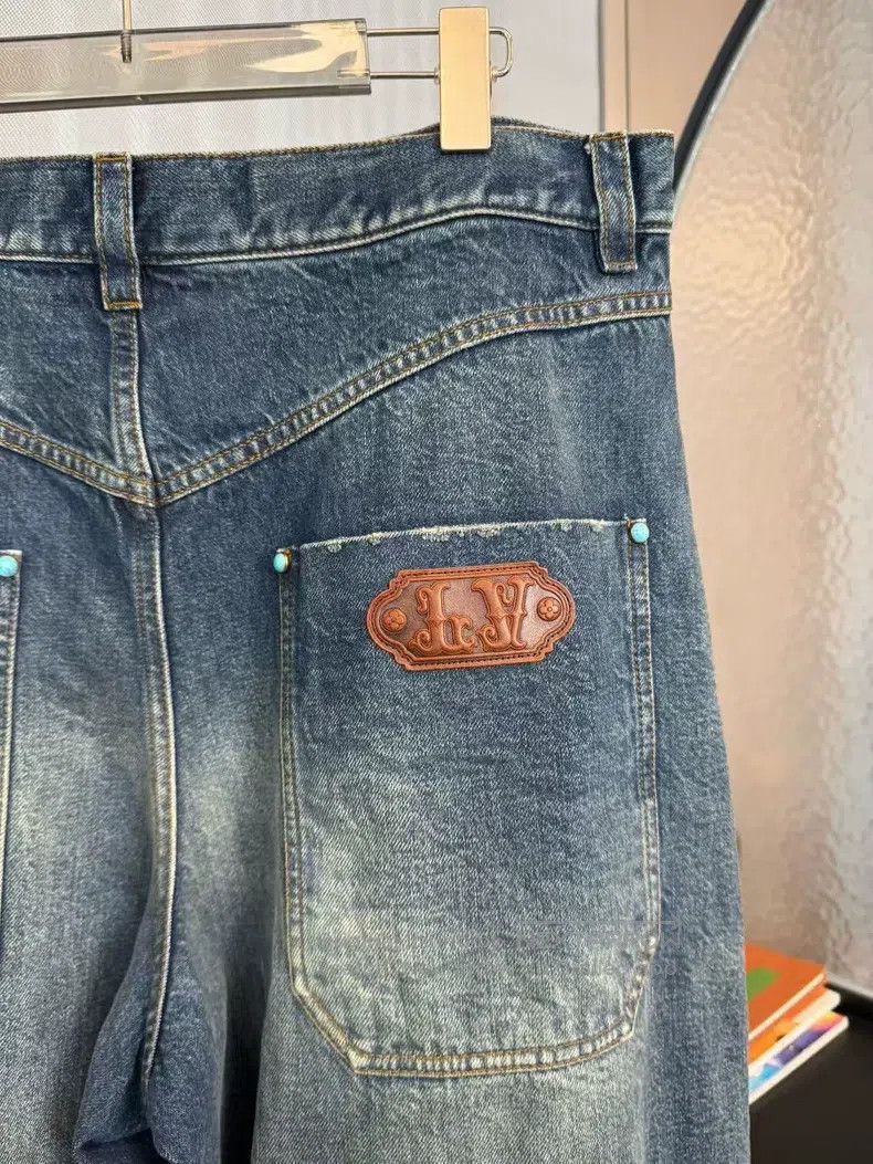 Louis Vuitton Louis Vuitton Turquoise Destruction Jeans Size US 34 / EU 50 - 4 Thumbnail