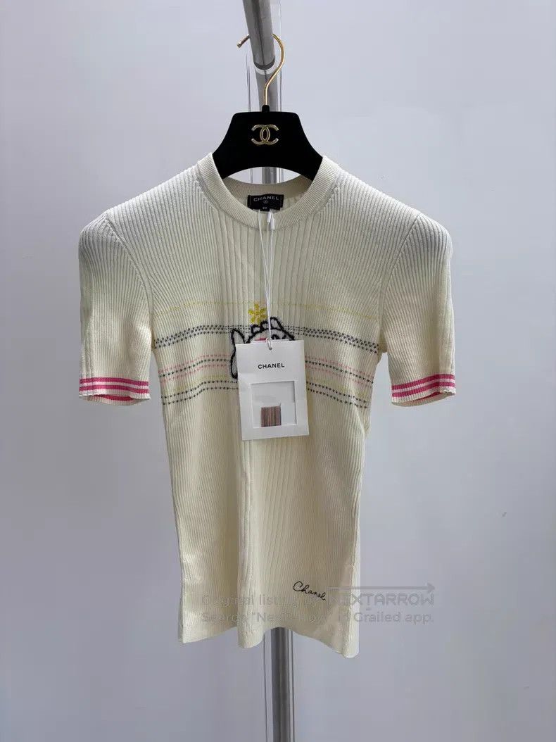Chanel Chanel Beige small fish knitted short sleeves Size XXS / US 00 / IT 34 - 1 Thumbnail