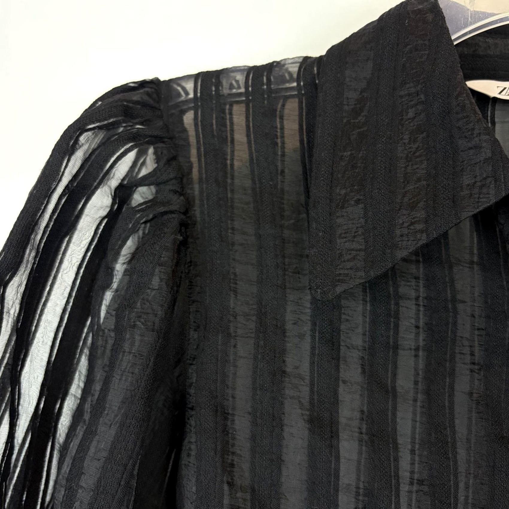 Zara Zara Blouse Shirt Womens Small Black Viscose Sheer Striped Button Collared Blouse Size S / US 4 / IT 40 - 5 Thumbnail
