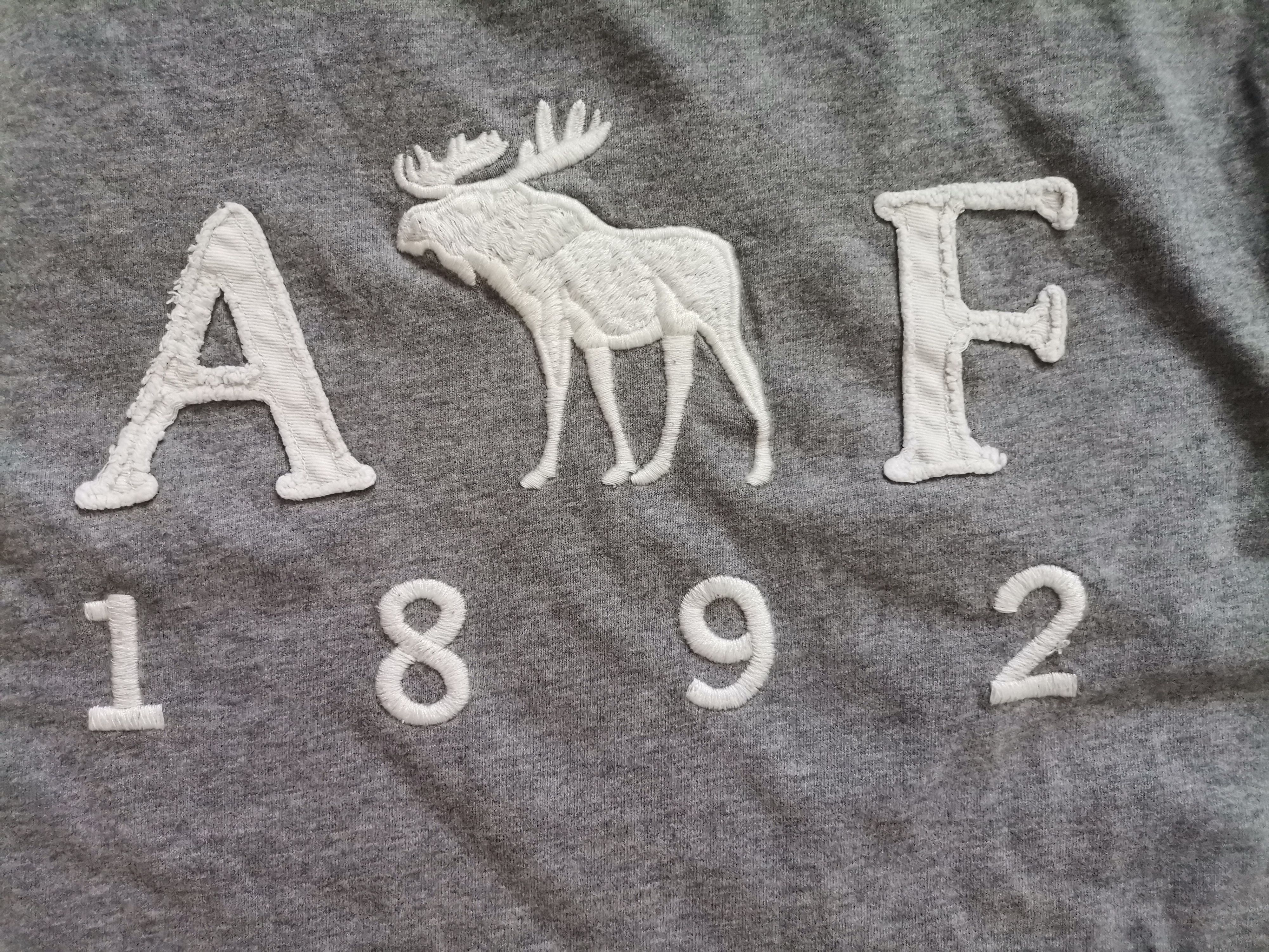 Abercrombie & Fitch Abercrombie & Fitch Tee Size US M / EU 48-50 / 2 - 2 Thumbnail