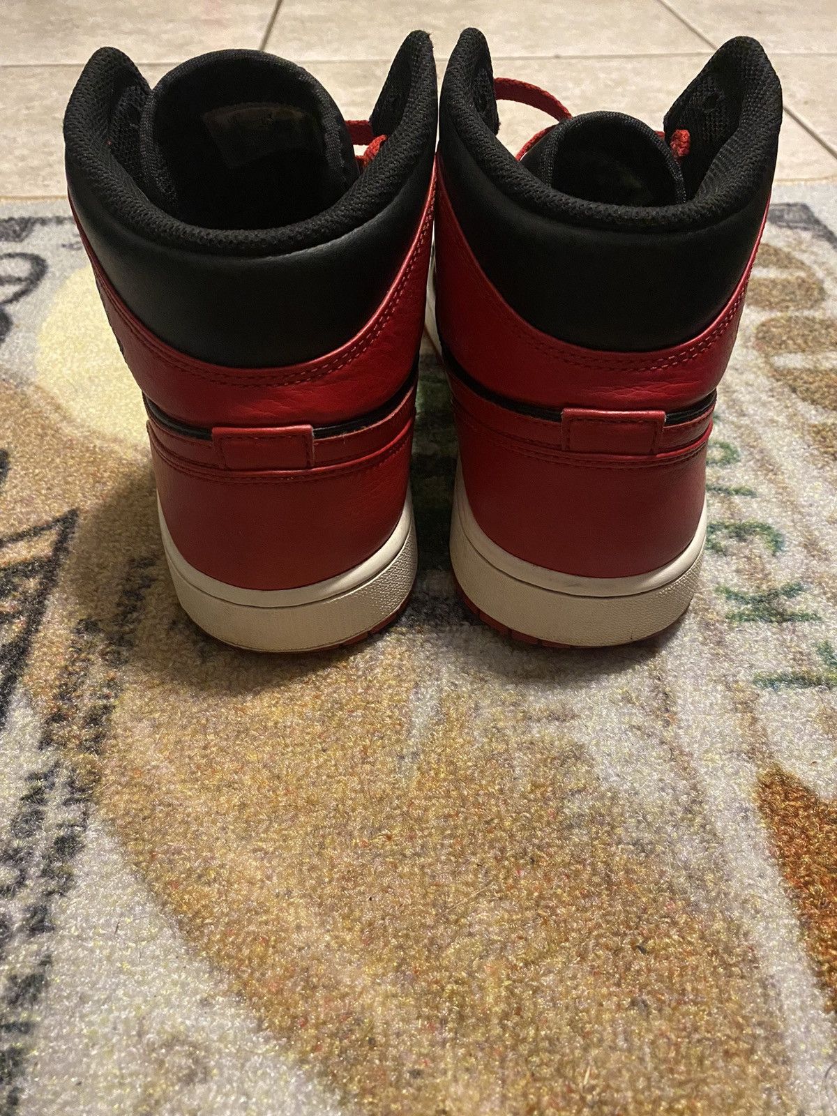 Jordan Brand Jordan 1 Mid Size US 10 / EU 43 - 2 Thumbnail