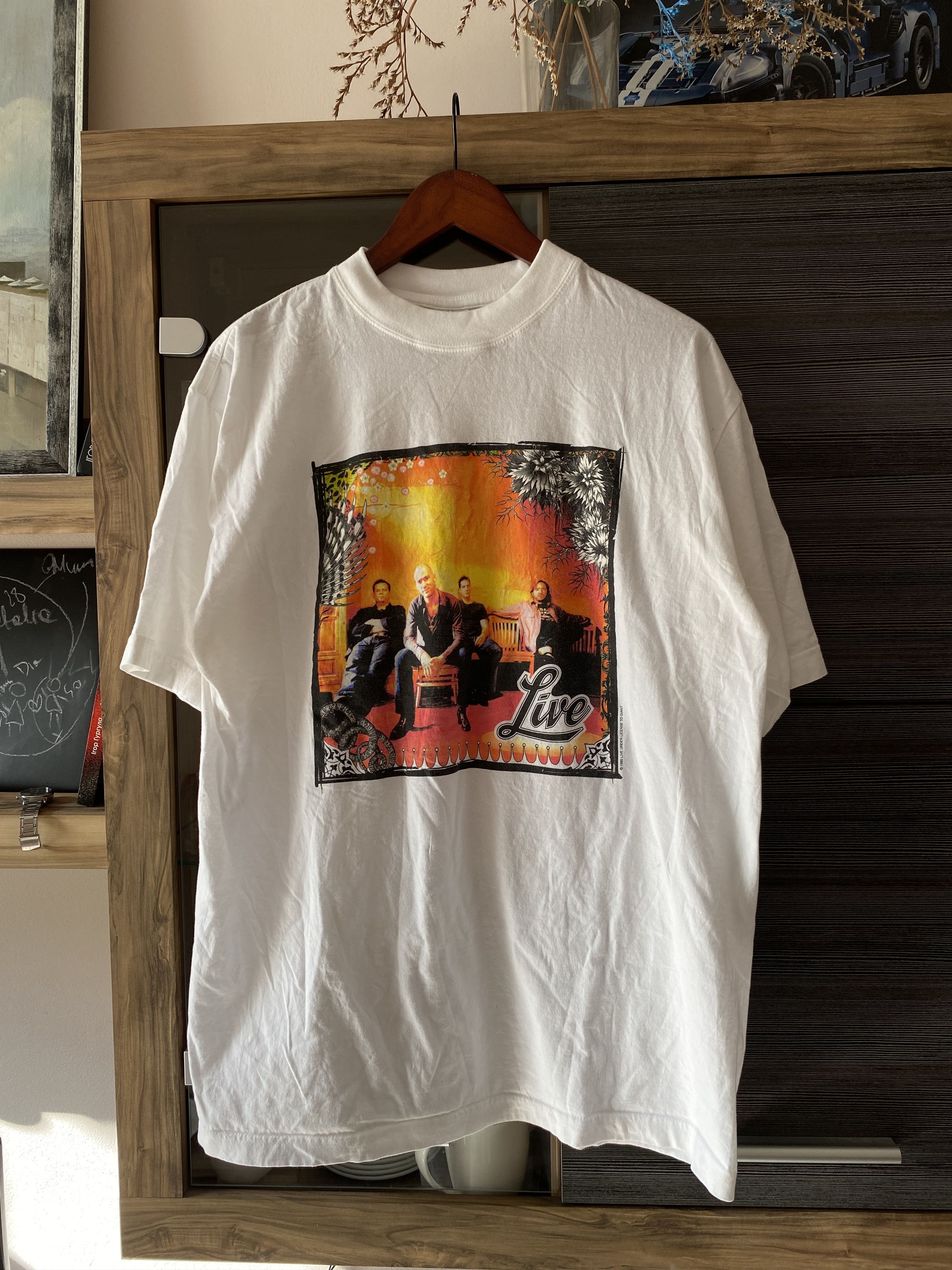 Vintage Vintage Live Band Tour T-Shirt 2000 Distance To Here Size XL Size US XL / EU 56 / 4 - 1 Thumbnail