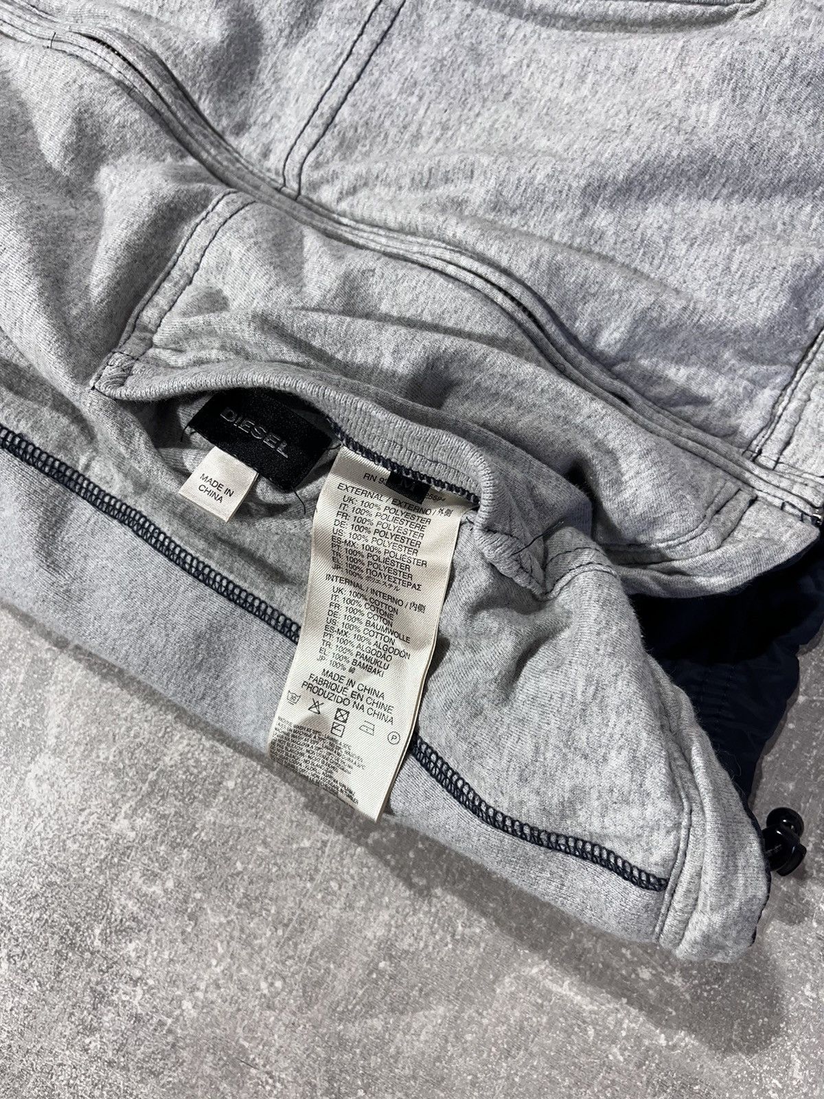 Diesel Vintage Diesel Hoodie Jacket 2n1 Nylon Zip Y2k style Size US S / EU 44-46 / 1 - 6 Thumbnail