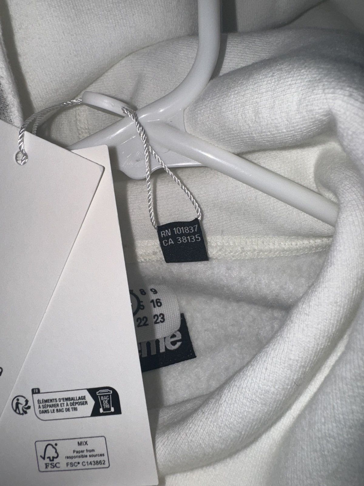 Maison Margiela × Supreme MM6 Maison Margiela Foil Box Logo Hooded Sweatshirt Size US S / EU 44-46 / 1 - 7 Thumbnail