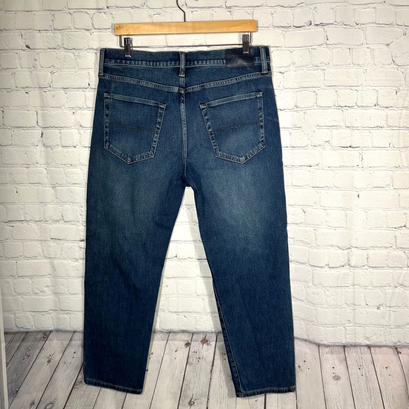 Lucky Brand Lucky Brand 223 Crop Taper Jeans Mens 35x26 Medium Wash Blue Denim Pants Size US 35 - 7 Thumbnail