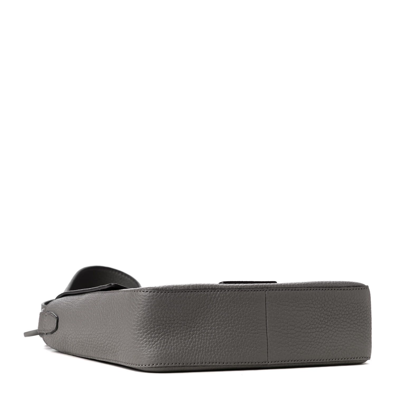 Fendi o1loc1c0824 Size: OS / Messenger Bag in Grey Size ONE SIZE - 3 Thumbnail