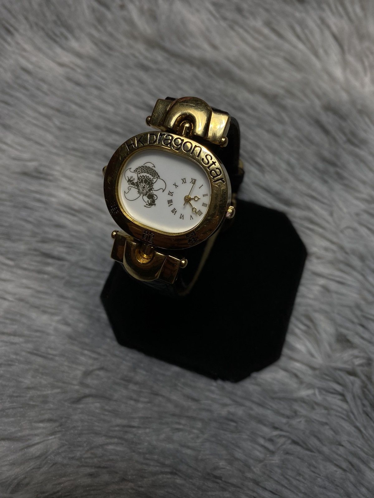 Japanese Brand × Jewelry × Vintage HK Dragon Star 1996 Dual-Sided Watch - Rare Design Size ONE SIZE - 1 Thumbnail