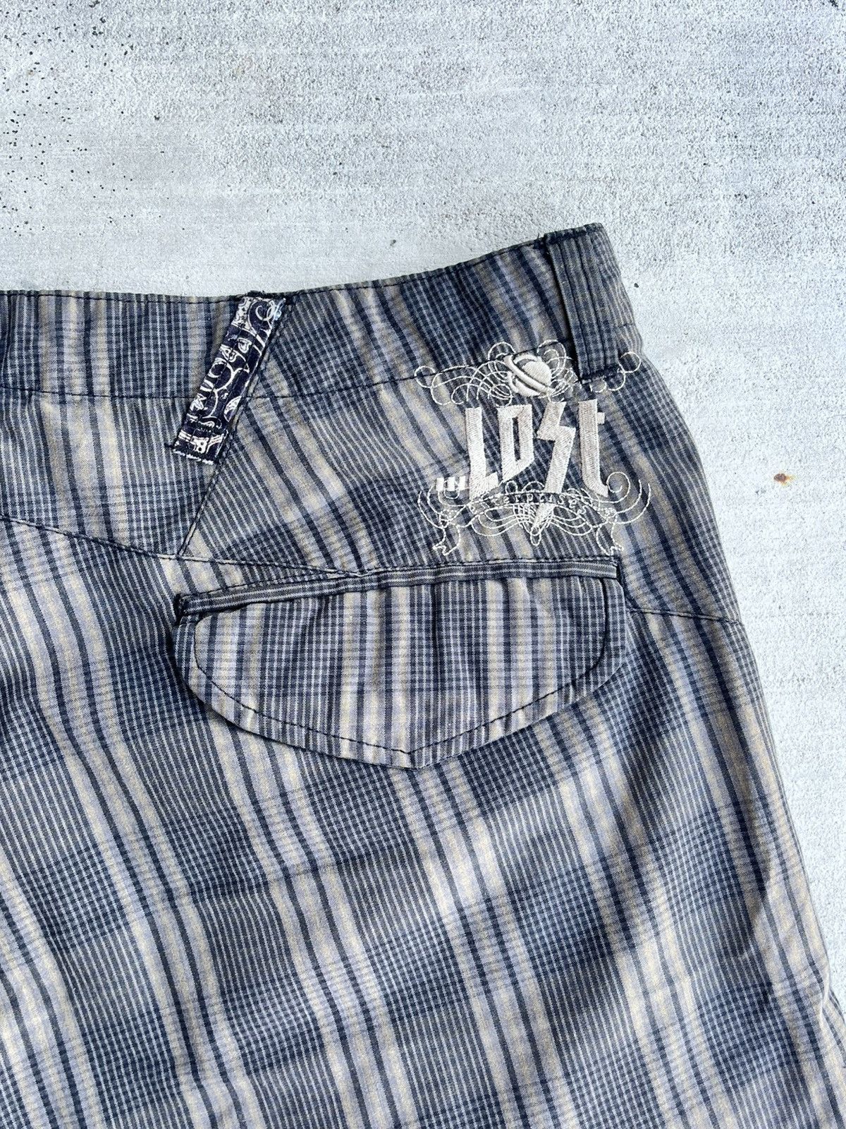 Lost Enterprises × Vintage Lost Clothing Plaid Shorts – Y2K Skater Style 36 Size US 36 / EU 52 - 3 Thumbnail