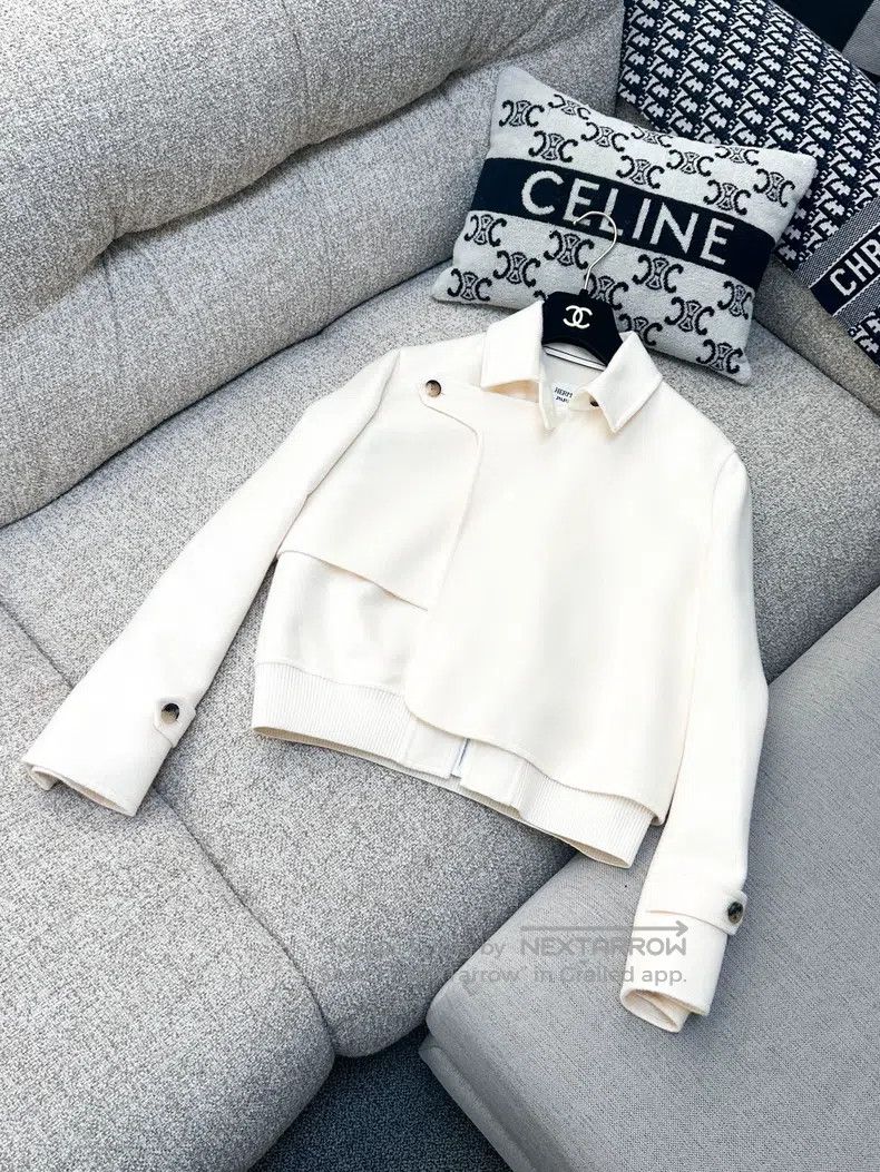 Hermes Hermes Beige Cashmere Double-faced Short Coat Size XXS / US 00 / IT 34 - 1 Thumbnail