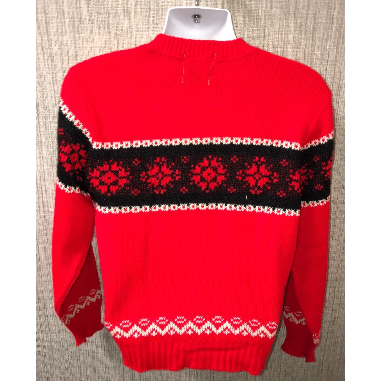 Vintage VINTAGE Welgrume Sportswear Sweater Crew Neck Mens Red Size M Acrylic Crewneck, Men’s, Red, Vintage Cuffed Wear Size US M / EU 48-50 / 2 - 4 Thumbnail