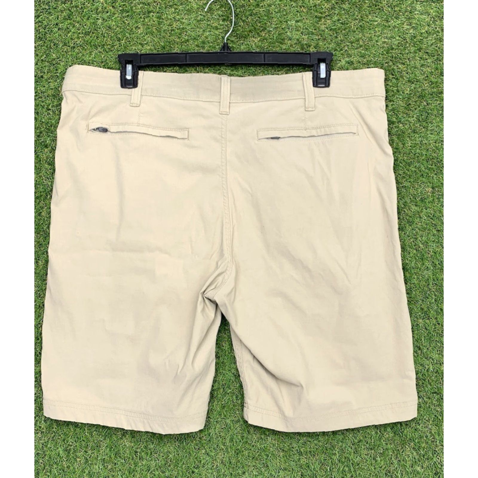 Eddie Bauer Eddie Bauer TraveX Shorts Beige 40 Casual Performance Chino Hiking Mens Size US 40 / EU 56 - 2 Thumbnail