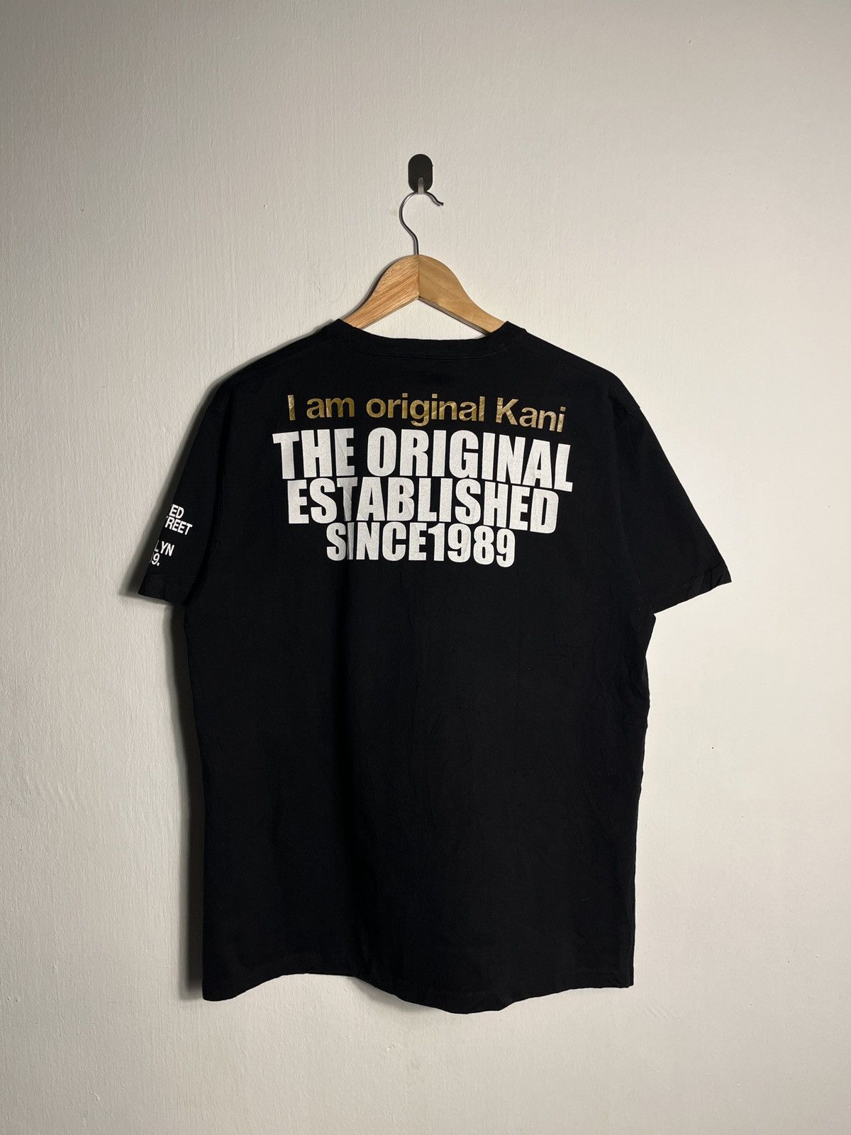 Karl Kani I am Original Kani “Karl Kani” Size US M / EU 48-50 / 2 - 5 Thumbnail