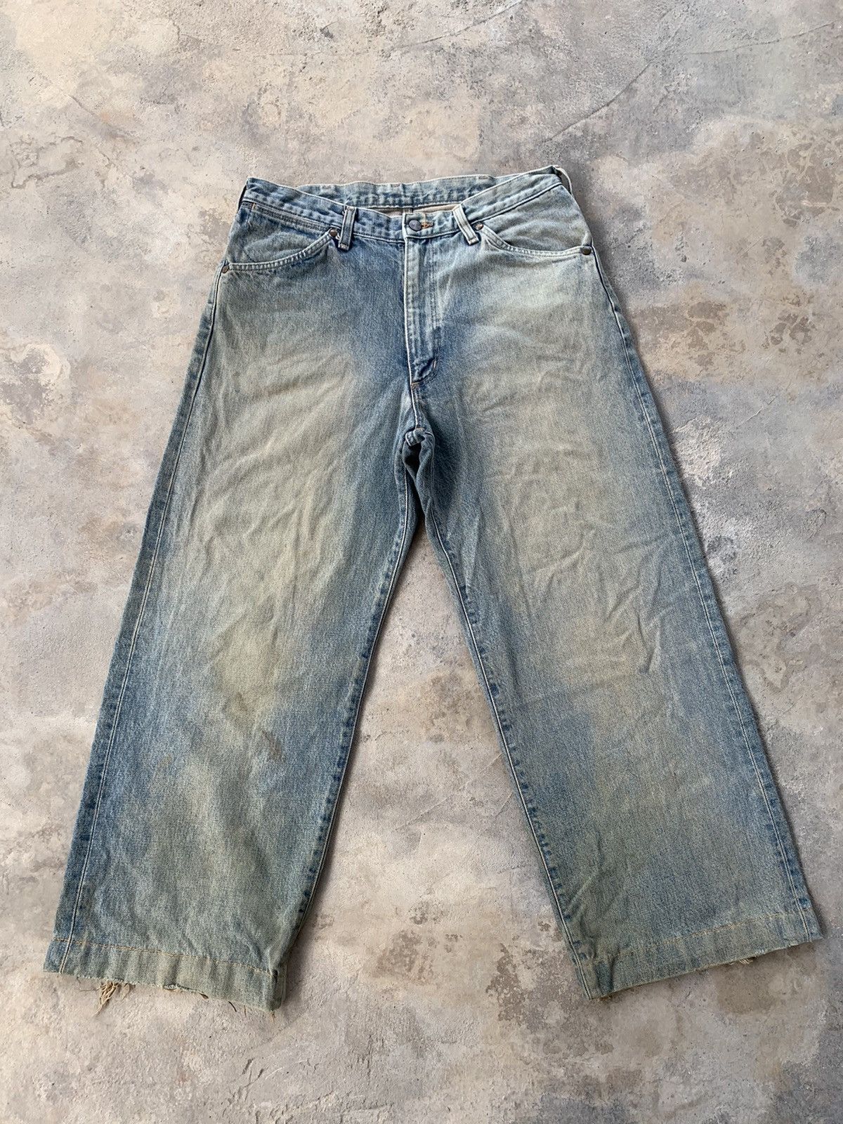 image of Wranger Baggy Selvedge Distressed Denim in Blue, Men's (Size 33)