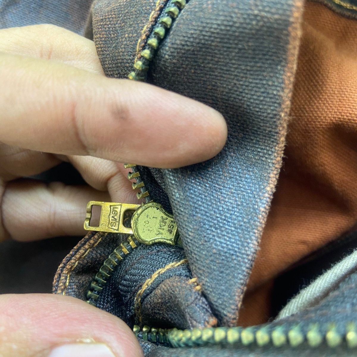 Levi's Vintage Levi’s Made in Italy Buckle Back Pants Size US 29 - 20 Thumbnail