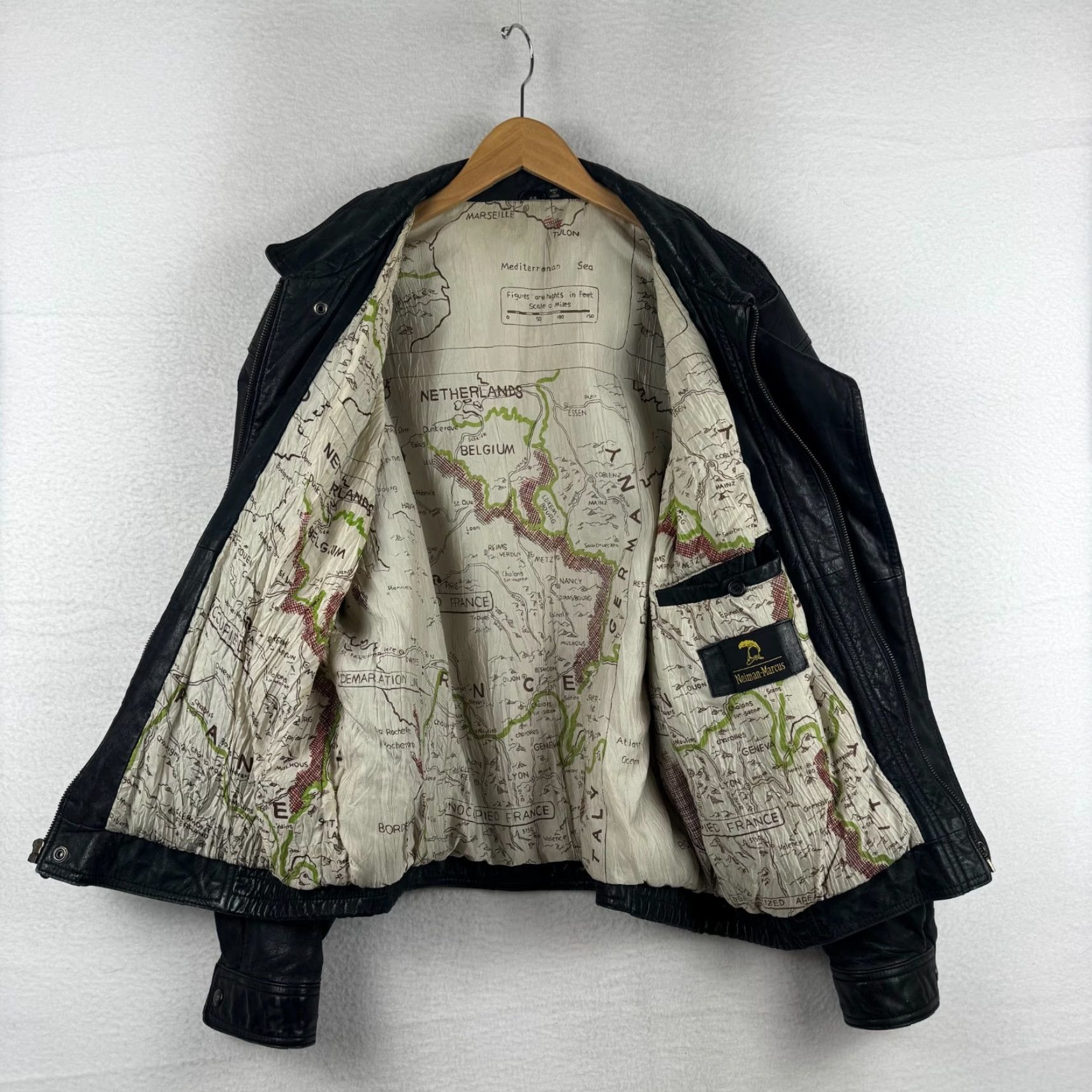 Neiman Marcus VINTAGE Neiman Marcus Mirage Mens 44 Leather Flight Bomber Jacket Black 80s 90s Zip Satin Lining Zipper | 90s 80s | Mens Size US S / EU 44-46 / 1 - 3 Thumbnail