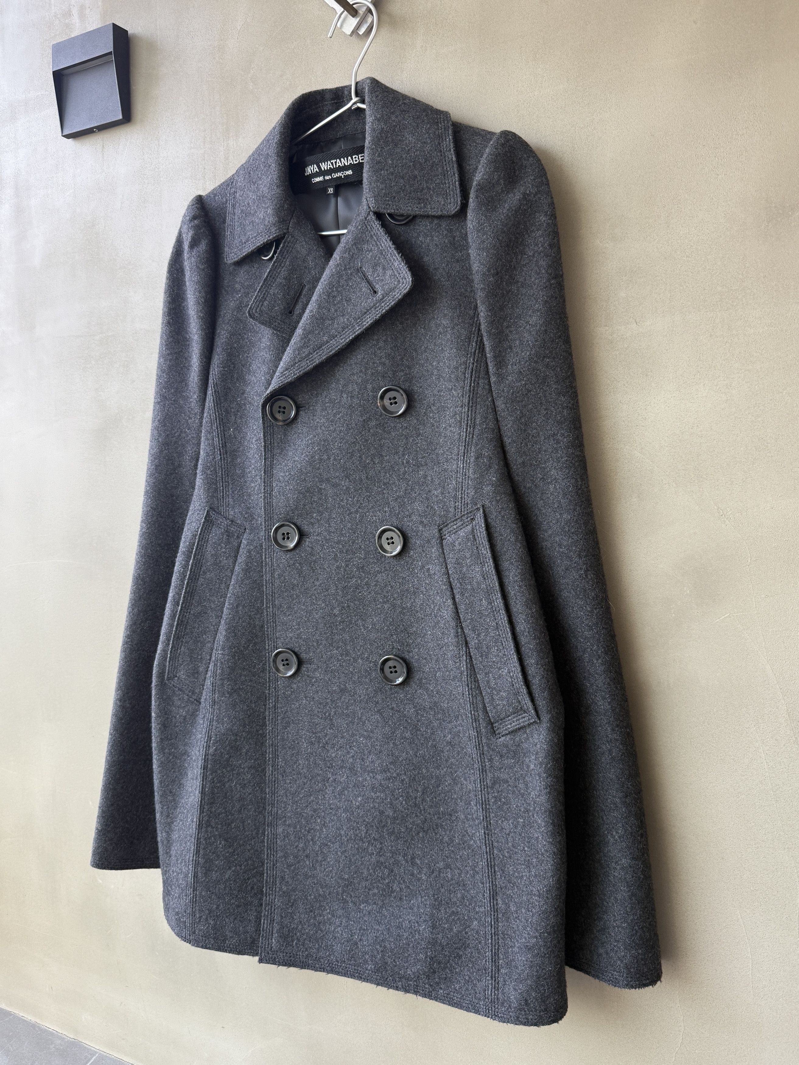 Junya Watanabe Junya Watanabe Comme des Garcons Charcoal Grey Cape Poncho Size XS / US 0-2 / IT 36-38 - 11 Thumbnail