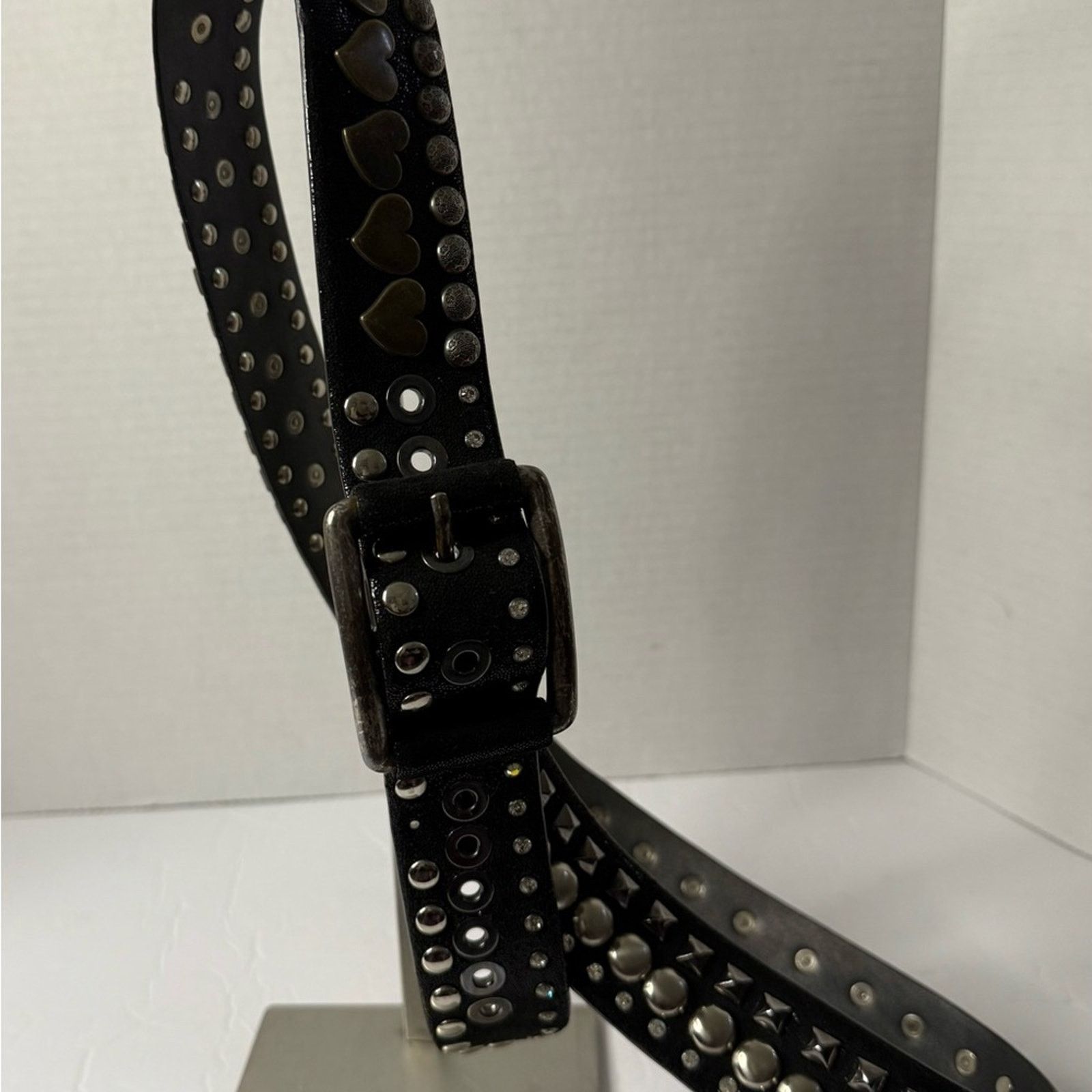 & Other Stories Brambilla belt multi metal studs around the belt 45 " Size ONE SIZE - 3 Thumbnail