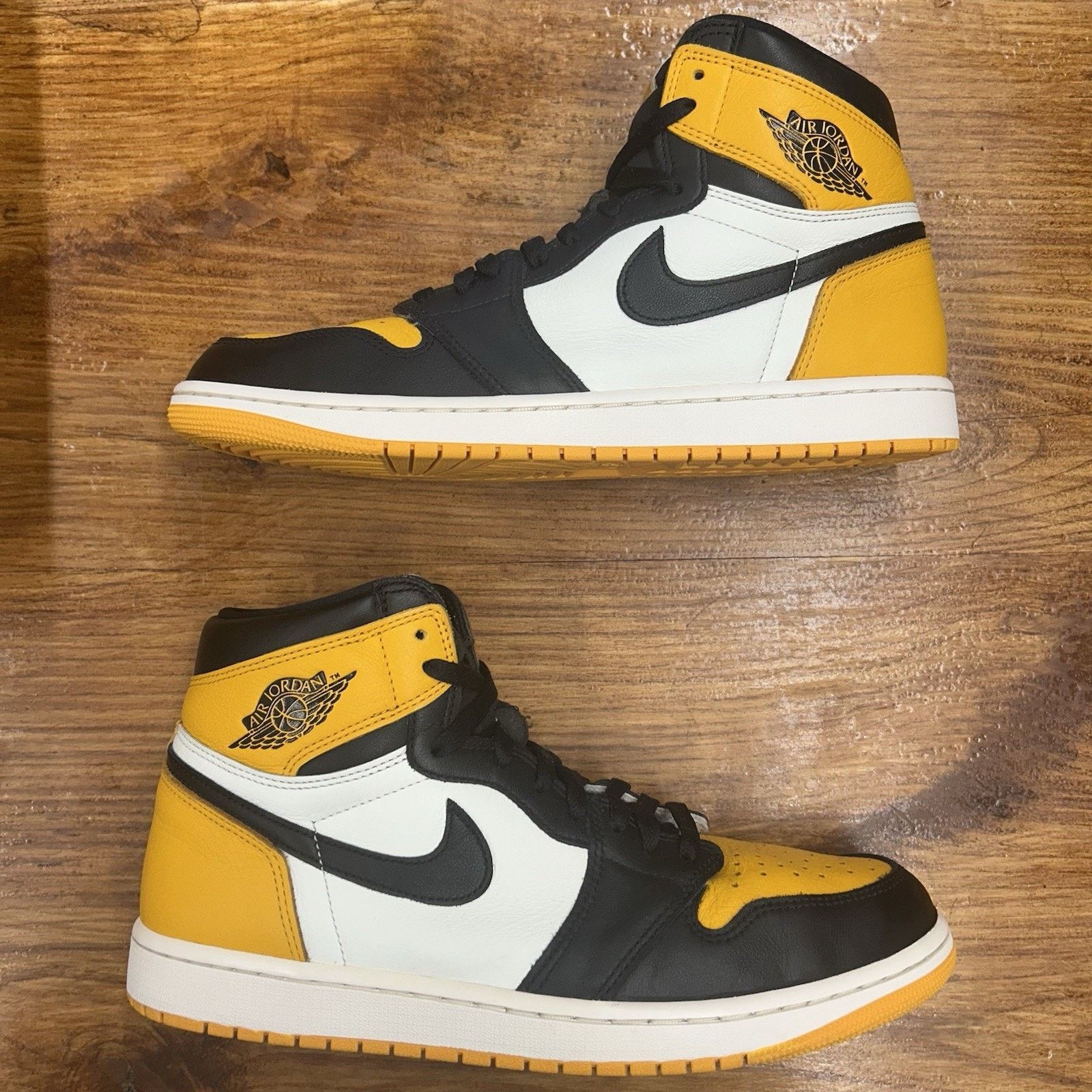 Jordan Brand Size 11.5 - Jordan 1 Retro OG High Yellow Toe Lightly Worn Size US 11.5 / EU 44-45 - 3 Thumbnail