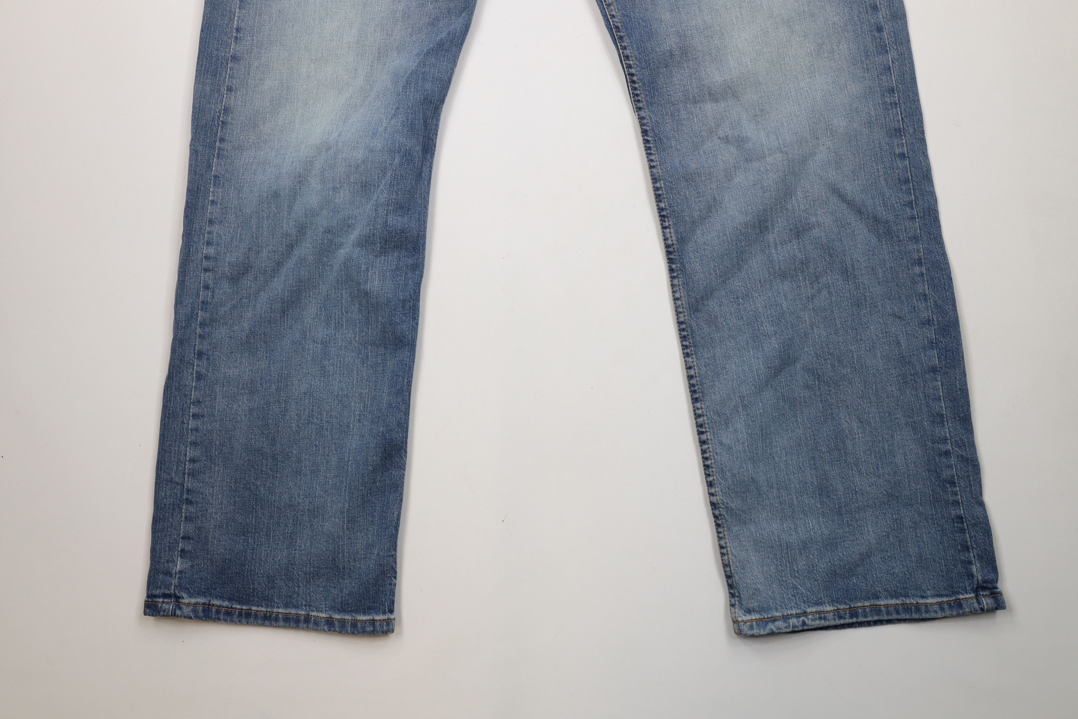 Levi's × Vintage Deadstock Vintage Y2K Levis 569 Straight Wide Leg Jeans Blue Size US 38 / EU 54 - 4 Thumbnail