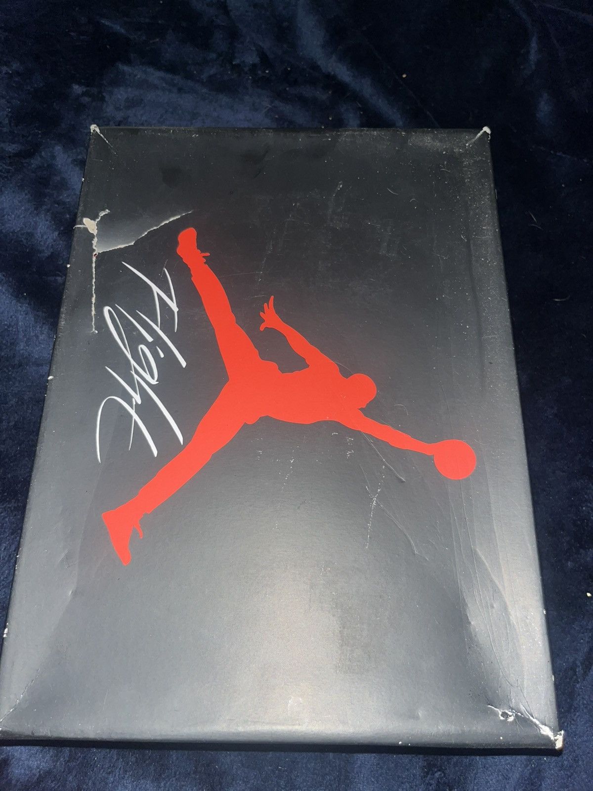 Jordan Brand Black red Thunder 4s. Size US 10 / EU 43 - 3 Thumbnail