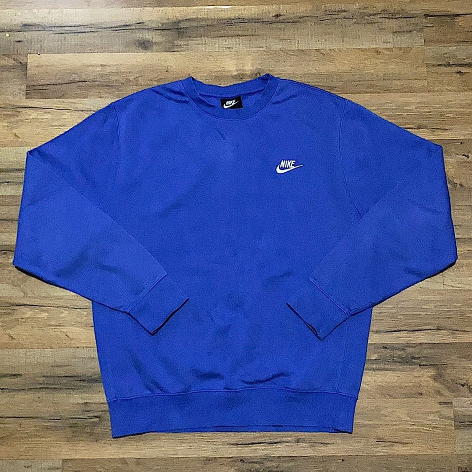 Nike Nike crewneck Size US S / EU 44-46 / 1 - 1 Thumbnail