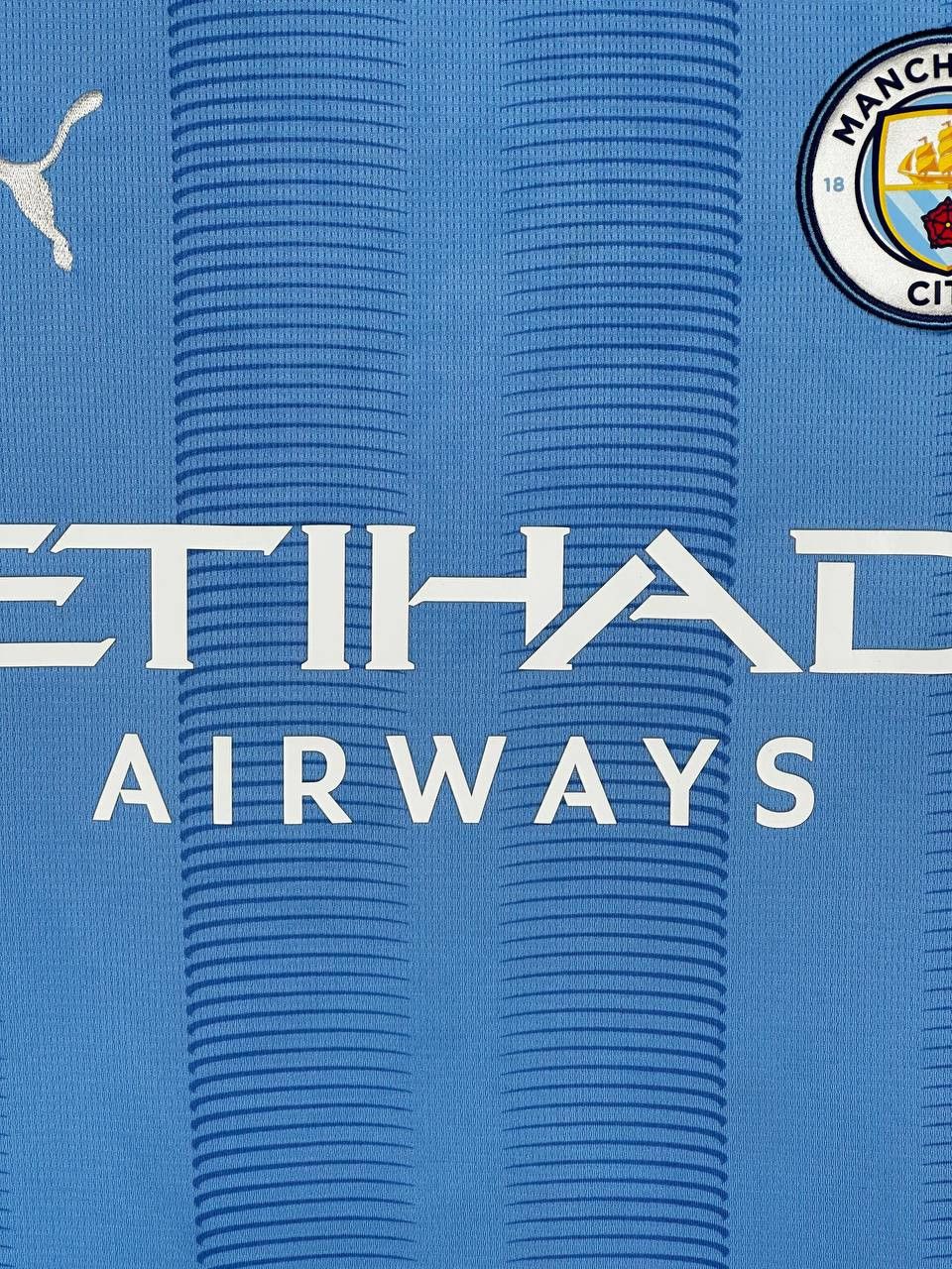 Puma 2023-2024 MANCHESTER CITY HOME JERSEY Size US M / EU 48-50 / 2 - 6 Thumbnail