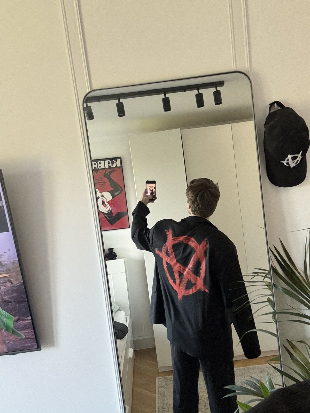 Vetements Vetements AW20 Anarchy Black Sleeve Split Blazer Jacket Rare Size US M / EU 48-50 / 2 - 11 Thumbnail