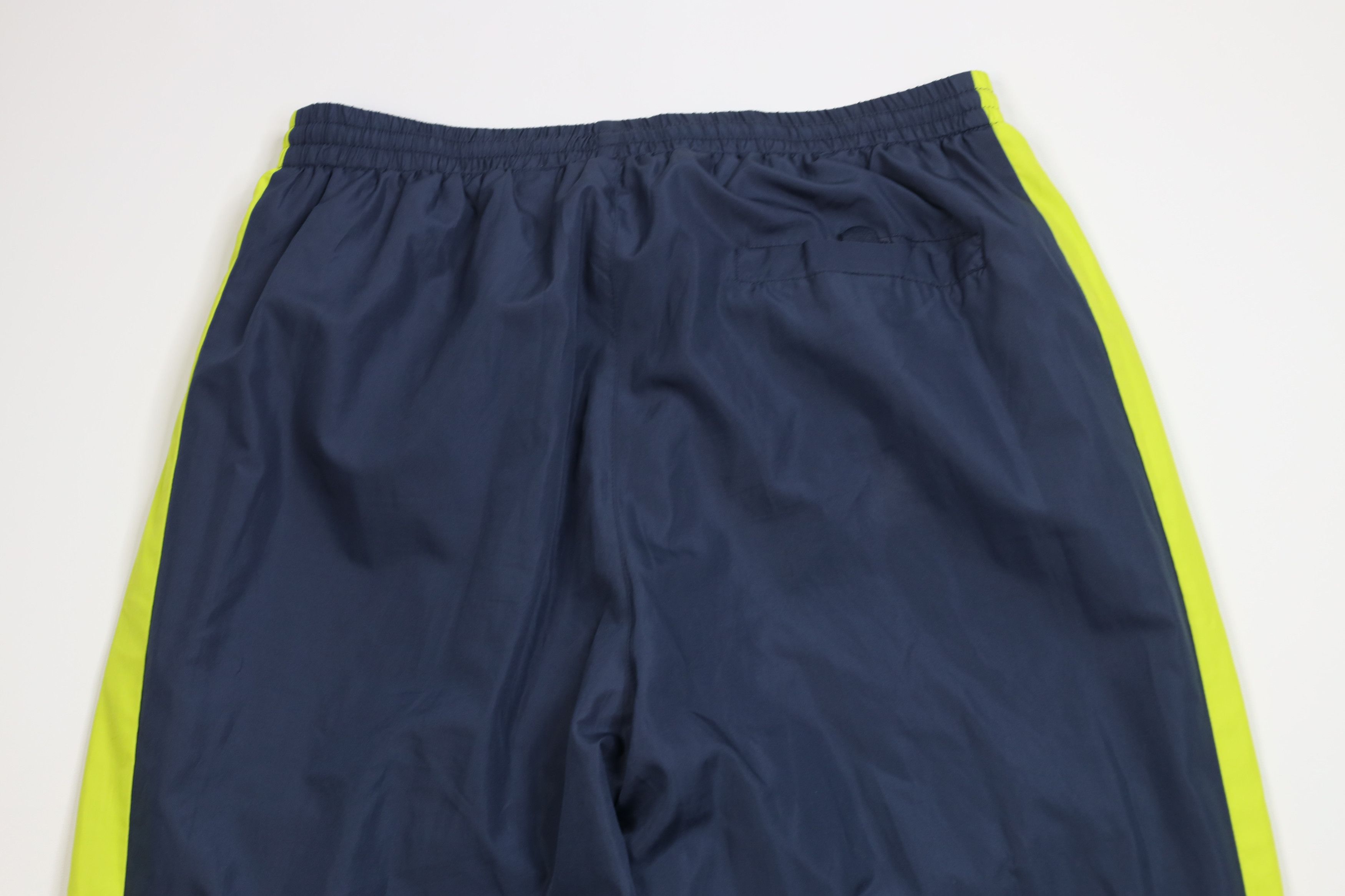 Fila Vintage 90s Y2K Fila Lined Wide Leg Windbreaker Pants Blue Size US 34 / EU 50 - 11 Thumbnail