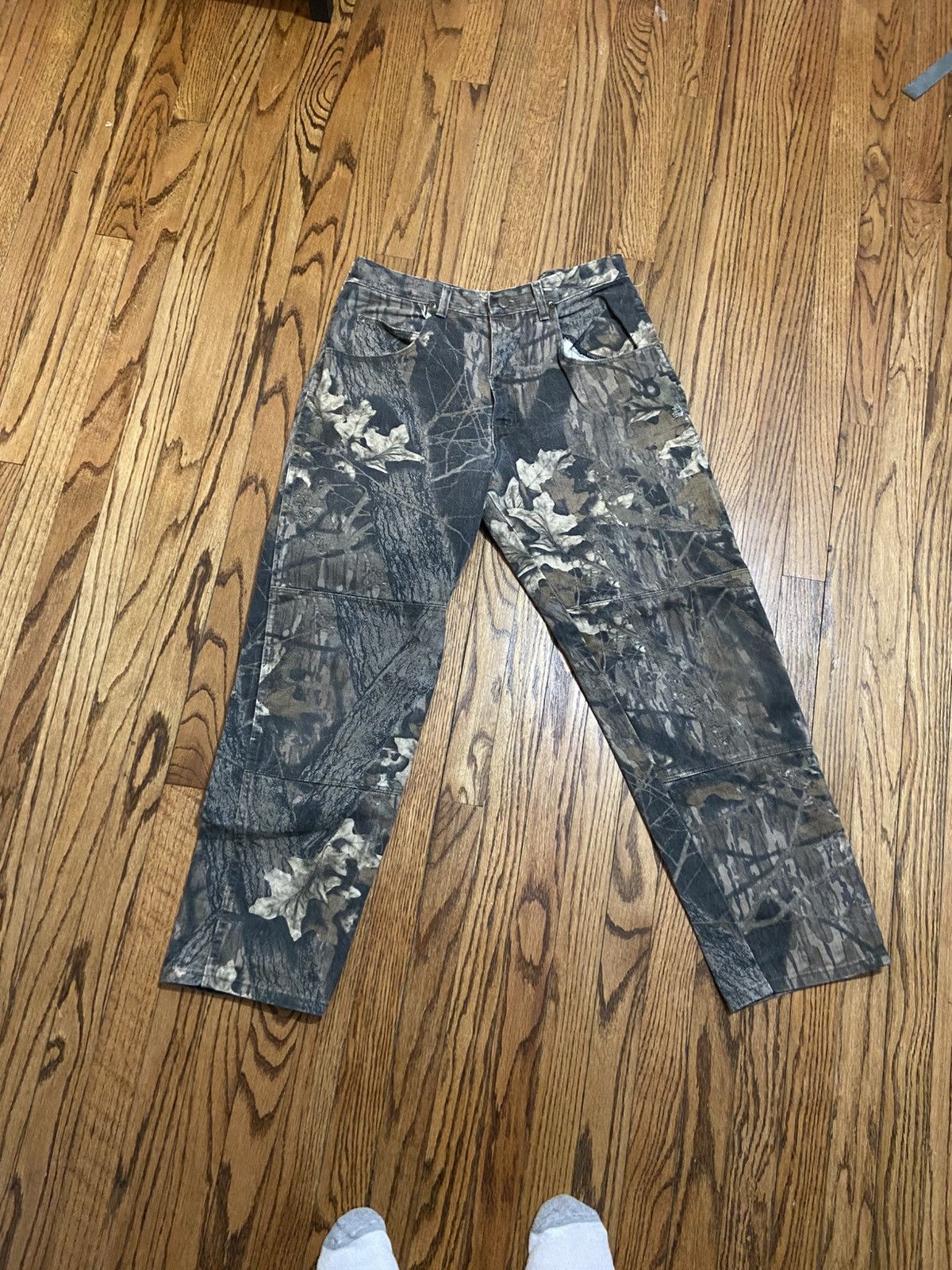 Wrangler Vintage wrangler double knee real tree camo jeans Size US 34 / EU 50 - 1 Thumbnail