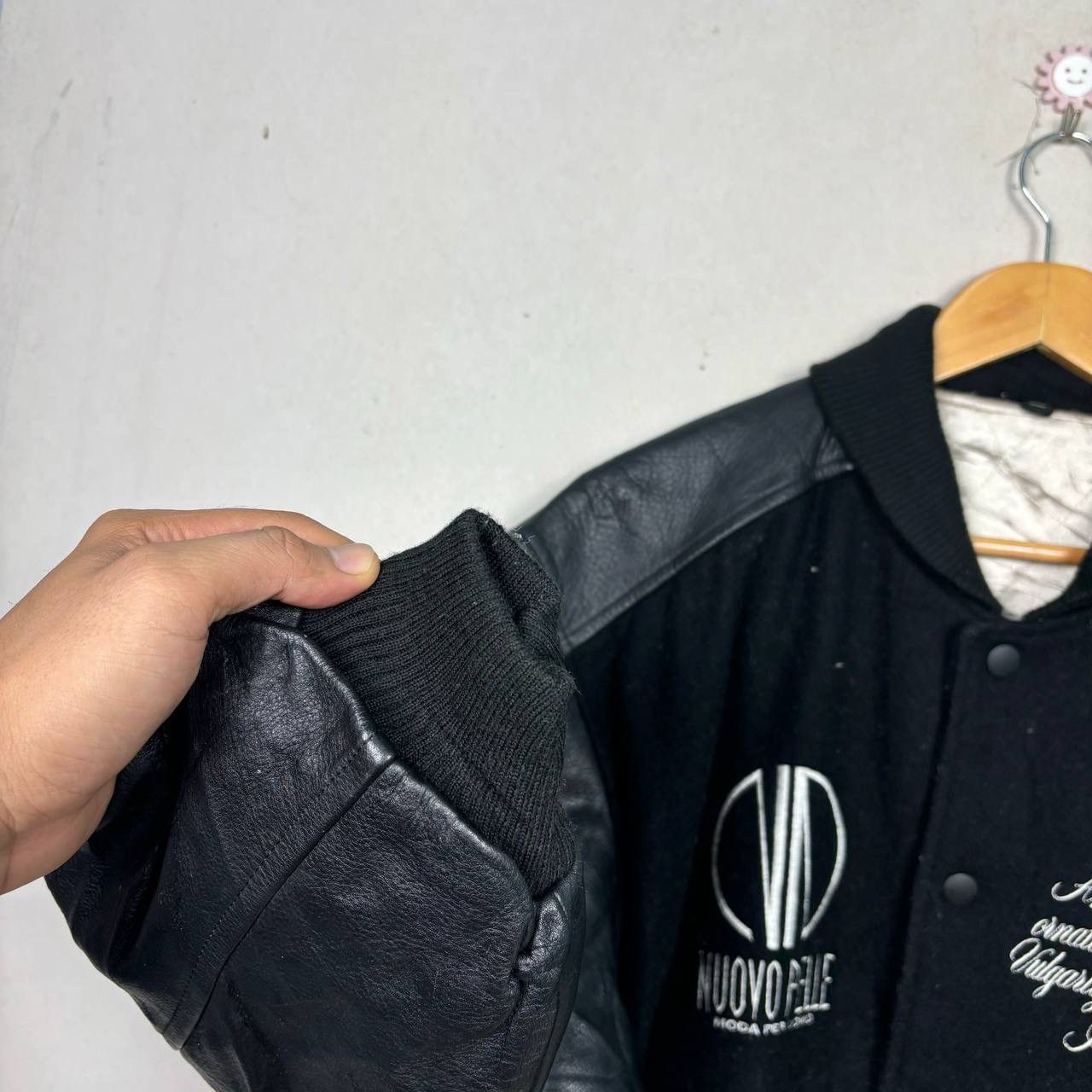 Vintage Vintage 90s Nuovo Pelle Embroidered Logo Wool Leather Jacket Size US L / EU 52-54 / 3 - 8 Thumbnail