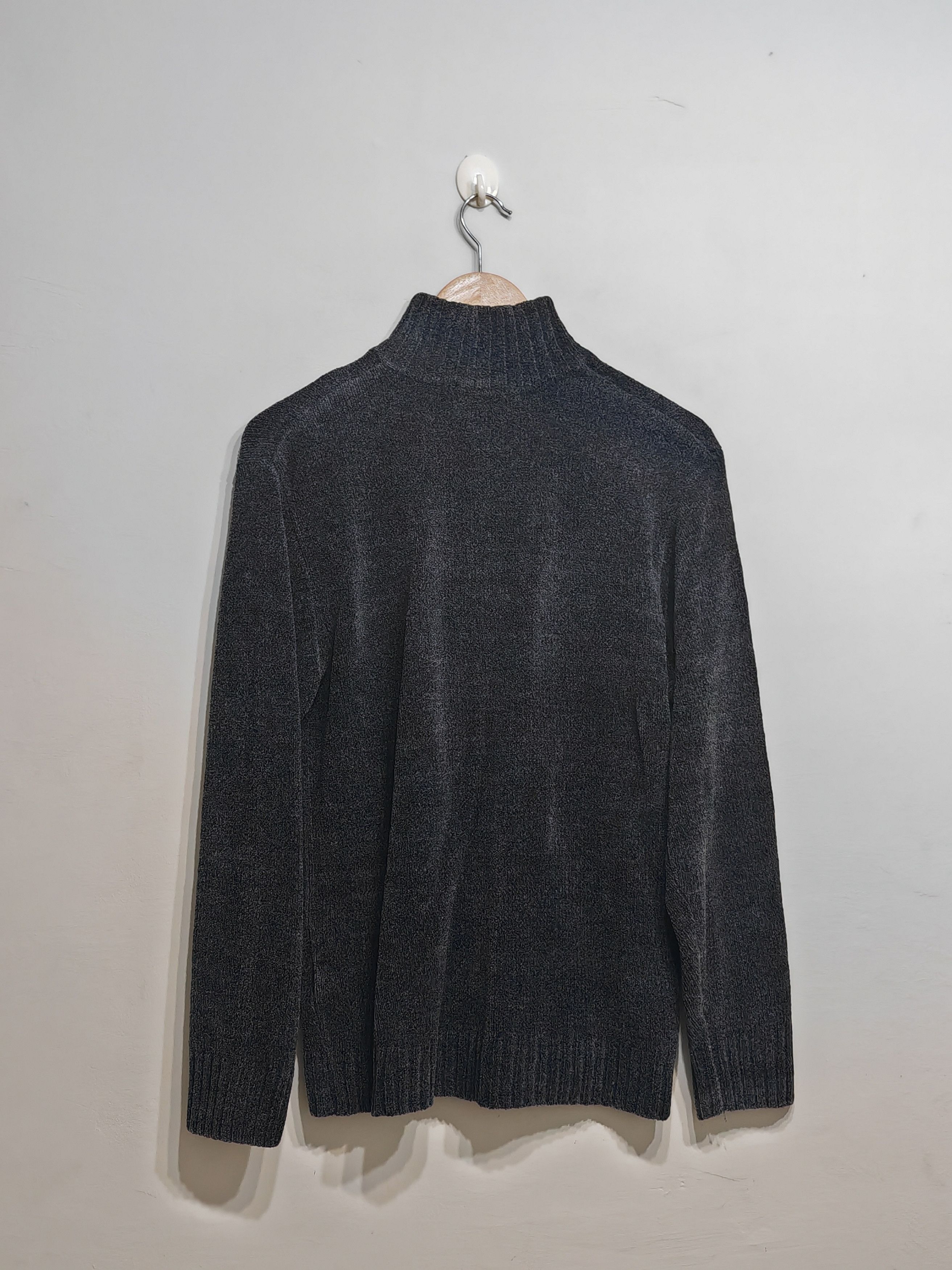 Gianni Valentino 🔥RARE GIANNI VALENTINO FUR SWEATER Size M / US 6-8 / IT 42-44 - 4 Thumbnail