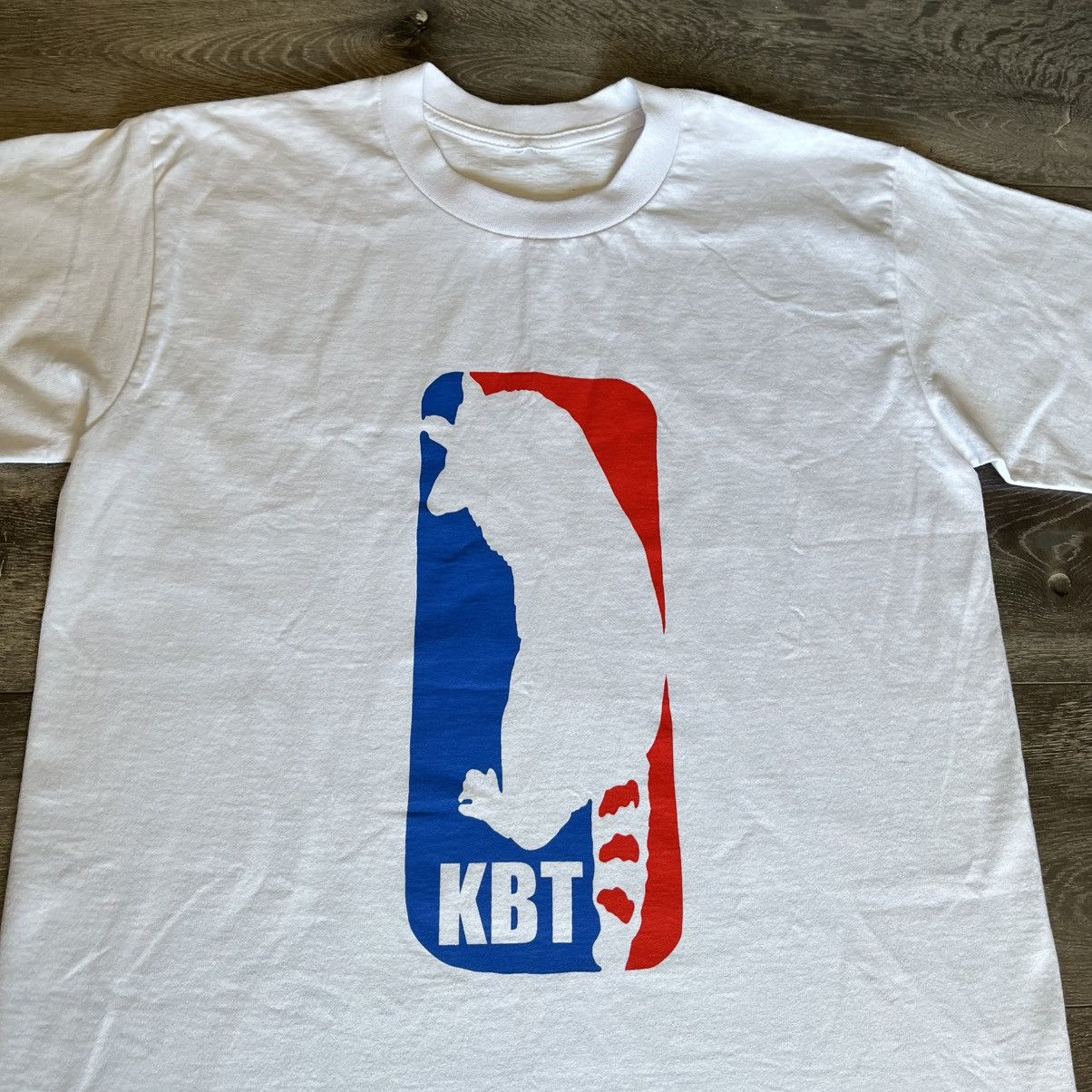 Kentucky Boy Tyler Kentucky Boy Tyler NBA KBT Raccoon Parody Logo Tee Shirt Size US M / EU 48-50 / 2 - 3 Thumbnail