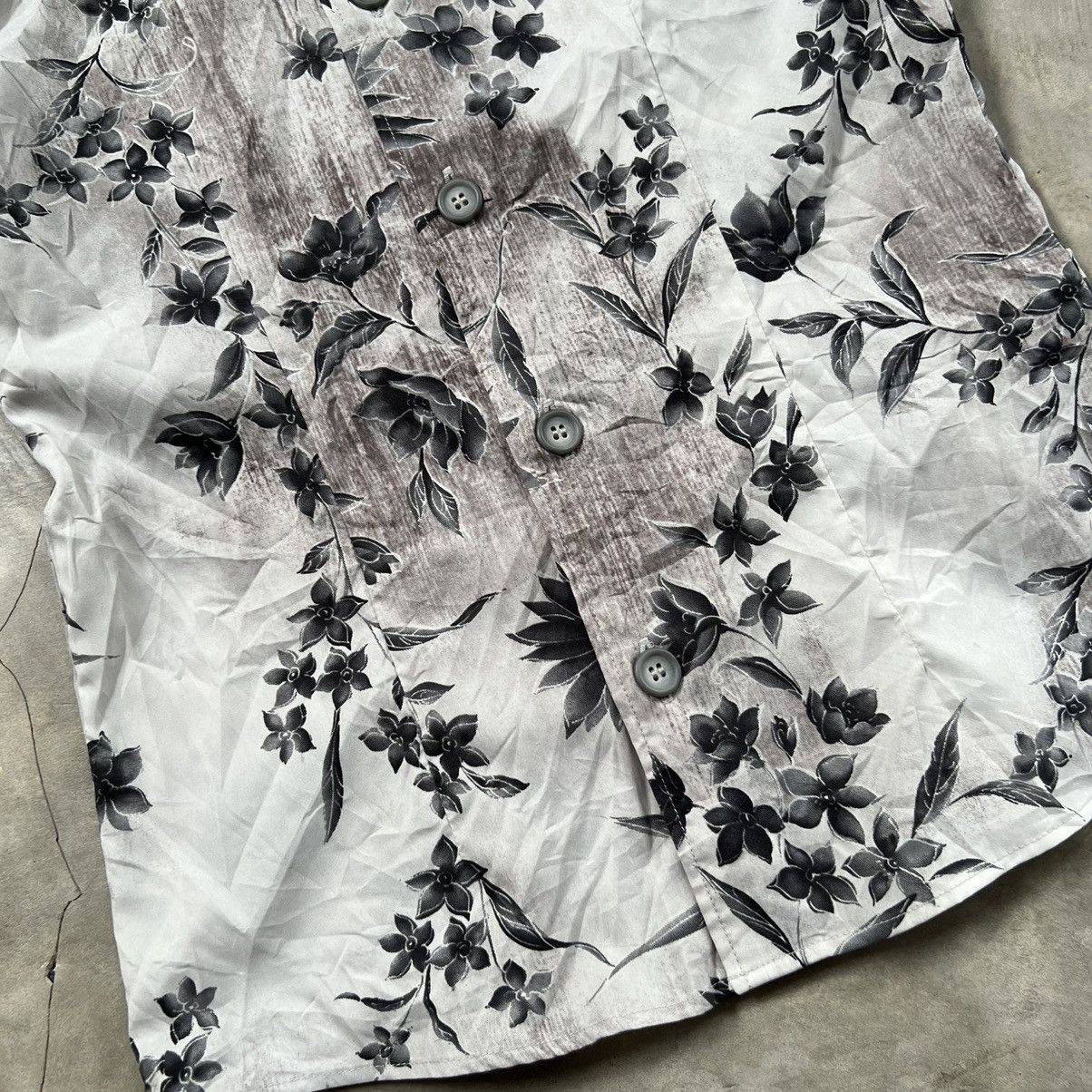 Tornado Mart 2000’s Tornado Mart Floral Button up Shirt Size US M / EU 48-50 / 2 - 4 Thumbnail