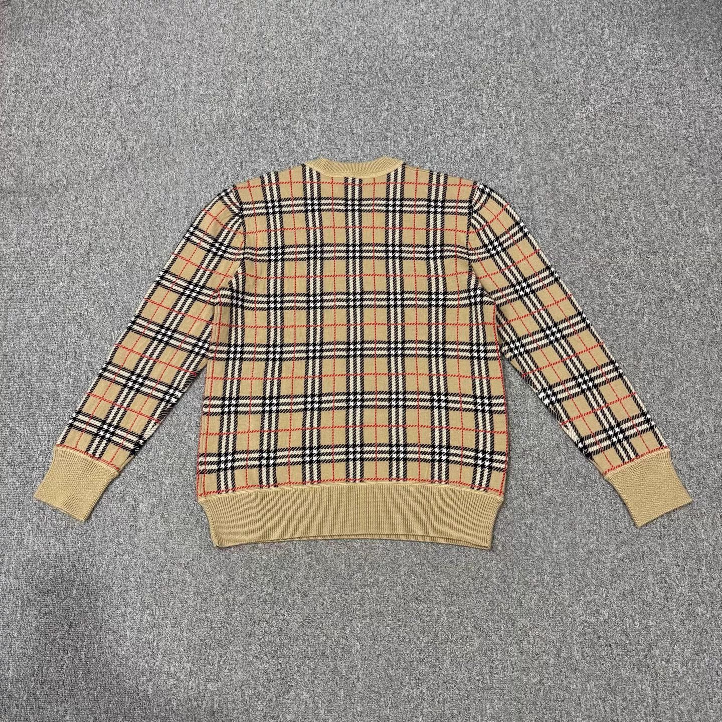 Burberry Burberry Classic Check Knit Sweatshirt L 99 New Size L / US 10 / IT 46 - 2 Thumbnail