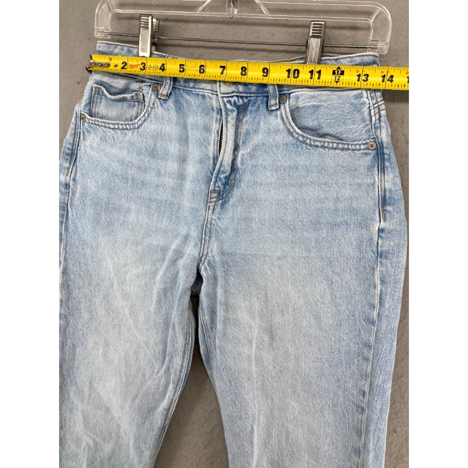 American Eagle Outfitters American Eagle Strigid Jeans Womens 4 Regular Hi Rise Mom Tapered Size 27" / US 4 / IT 40 - 2 Thumbnail