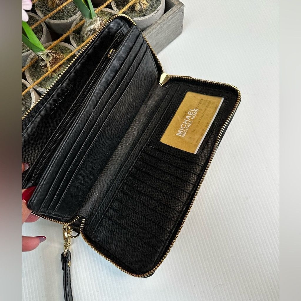 Michael Kors Michael Kors Jet Set Monogram Size ONE SIZE - 6 Thumbnail